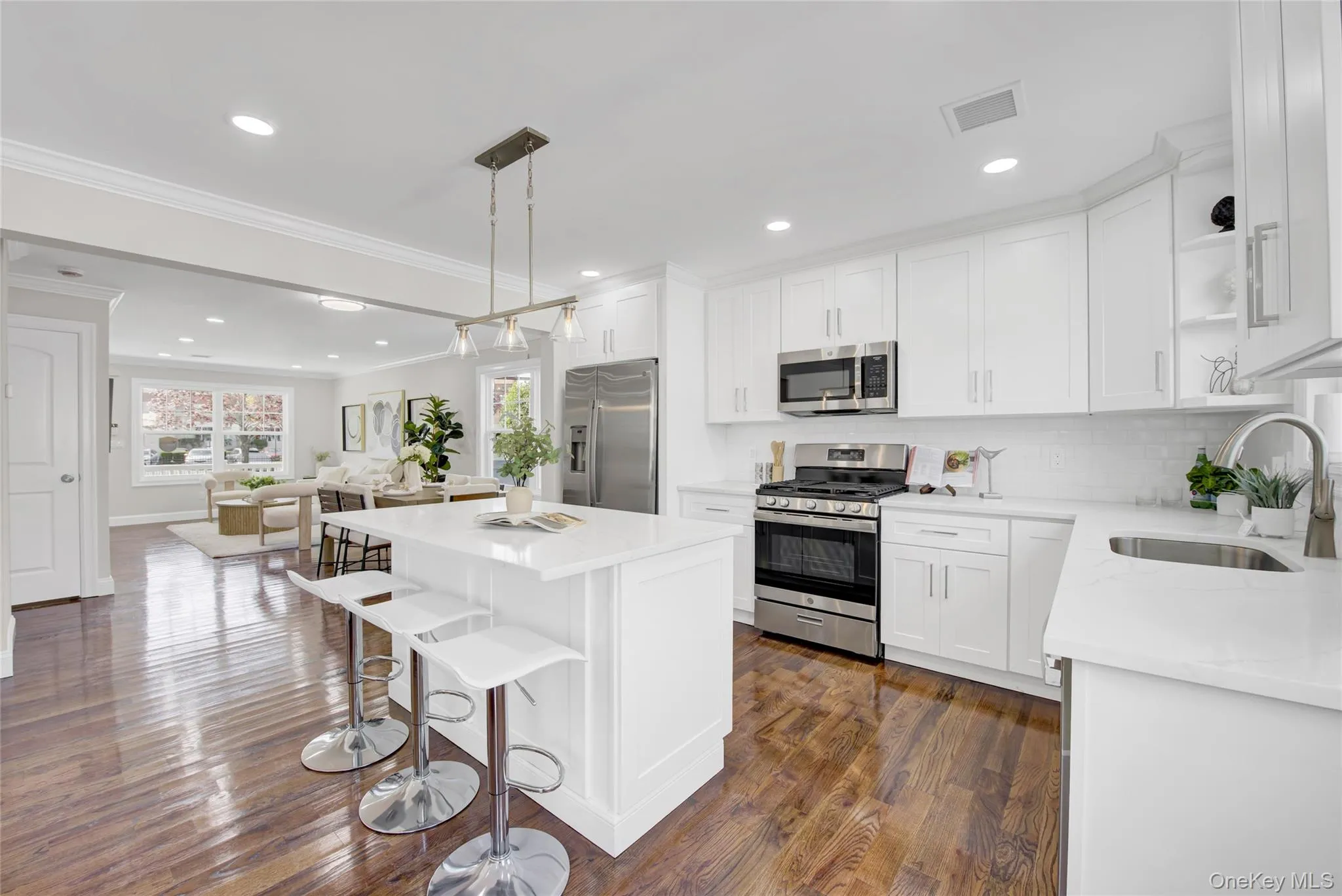 60 Milton Street, Hempstead, NY, 4 Bedrooms Bedrooms, 11 Rooms Rooms,3 BathroomsBathrooms,Residential Lease,For Rent,Milton,0,1046532 60 Milton Street, Hempstead, NY, 4 Bedrooms Bedrooms, 11 Rooms Rooms,3 BathroomsBathrooms,Residential Lease,For Rent,Milton,0,1046532