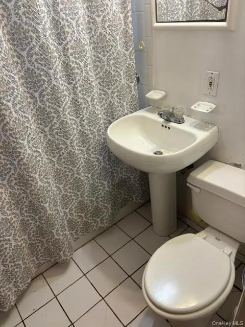 51 Hinda Boulevard, Riverhead, NY, 3 Bedrooms Bedrooms, 5 Rooms Rooms,1 BathroomBathrooms,Residential,For Rent,Hinda,0,1046534 51 Hinda Boulevard, Riverhead, NY, 3 Bedrooms Bedrooms, 5 Rooms Rooms,1 BathroomBathrooms,Residential,For Rent,Hinda,0,1046534