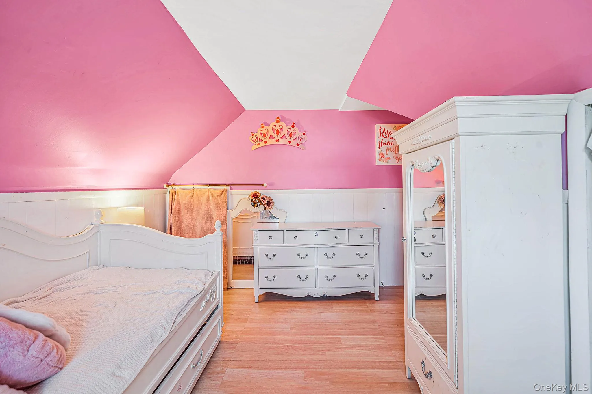 49 Seafield Lane, Islip, NY, 4 Bedrooms Bedrooms, 9 Rooms Rooms,2 BathroomsBathrooms,Residential,For Rent,Seafield,0,1046542 49 Seafield Lane, Islip, NY, 4 Bedrooms Bedrooms, 9 Rooms Rooms,2 BathroomsBathrooms,Residential,For Rent,Seafield,0,1046542