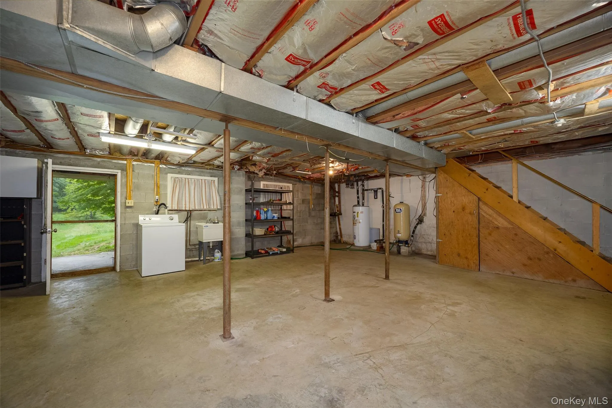 Walkout basement. Walkout basement.