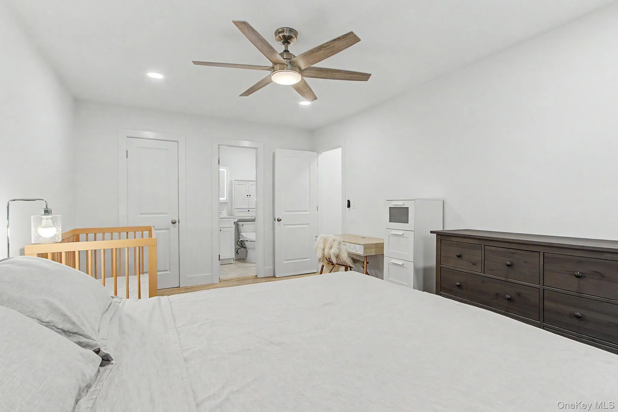 962 Sierra Vista Lane, Clarkstown, NY, 1 Bedroom Bedrooms, 5 Rooms Rooms,1 BathroomBathrooms,Residential,For Rent,Sierra Vista,0,1046544 962 Sierra Vista Lane, Clarkstown, NY, 1 Bedroom Bedrooms, 5 Rooms Rooms,1 BathroomBathrooms,Residential,For Rent,Sierra Vista,0,1046544