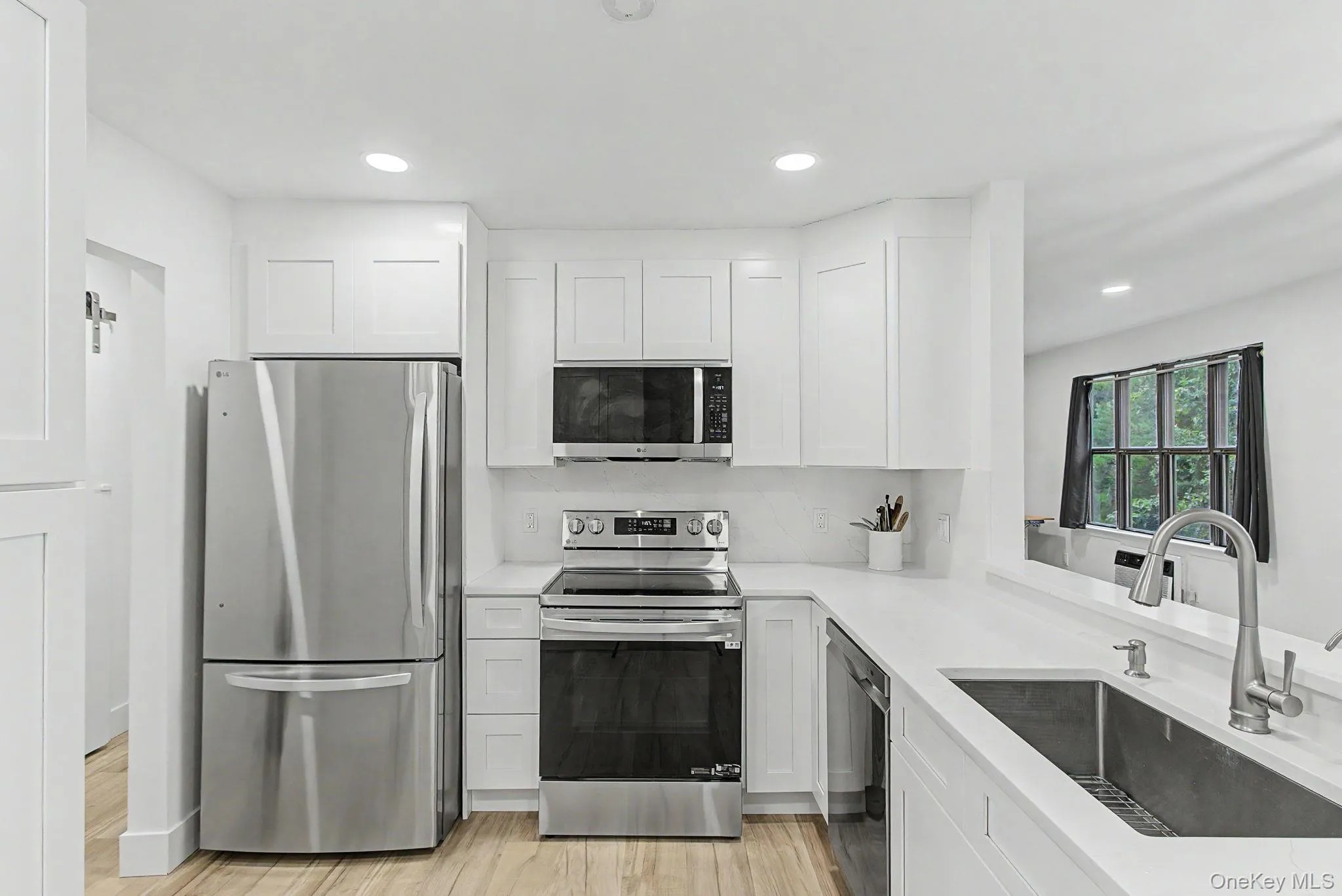 962 Sierra Vista Lane, Clarkstown, NY, 1 Bedroom Bedrooms, 5 Rooms Rooms,1 BathroomBathrooms,Residential,For Rent,Sierra Vista,0,1046544 962 Sierra Vista Lane, Clarkstown, NY, 1 Bedroom Bedrooms, 5 Rooms Rooms,1 BathroomBathrooms,Residential,For Rent,Sierra Vista,0,1046544