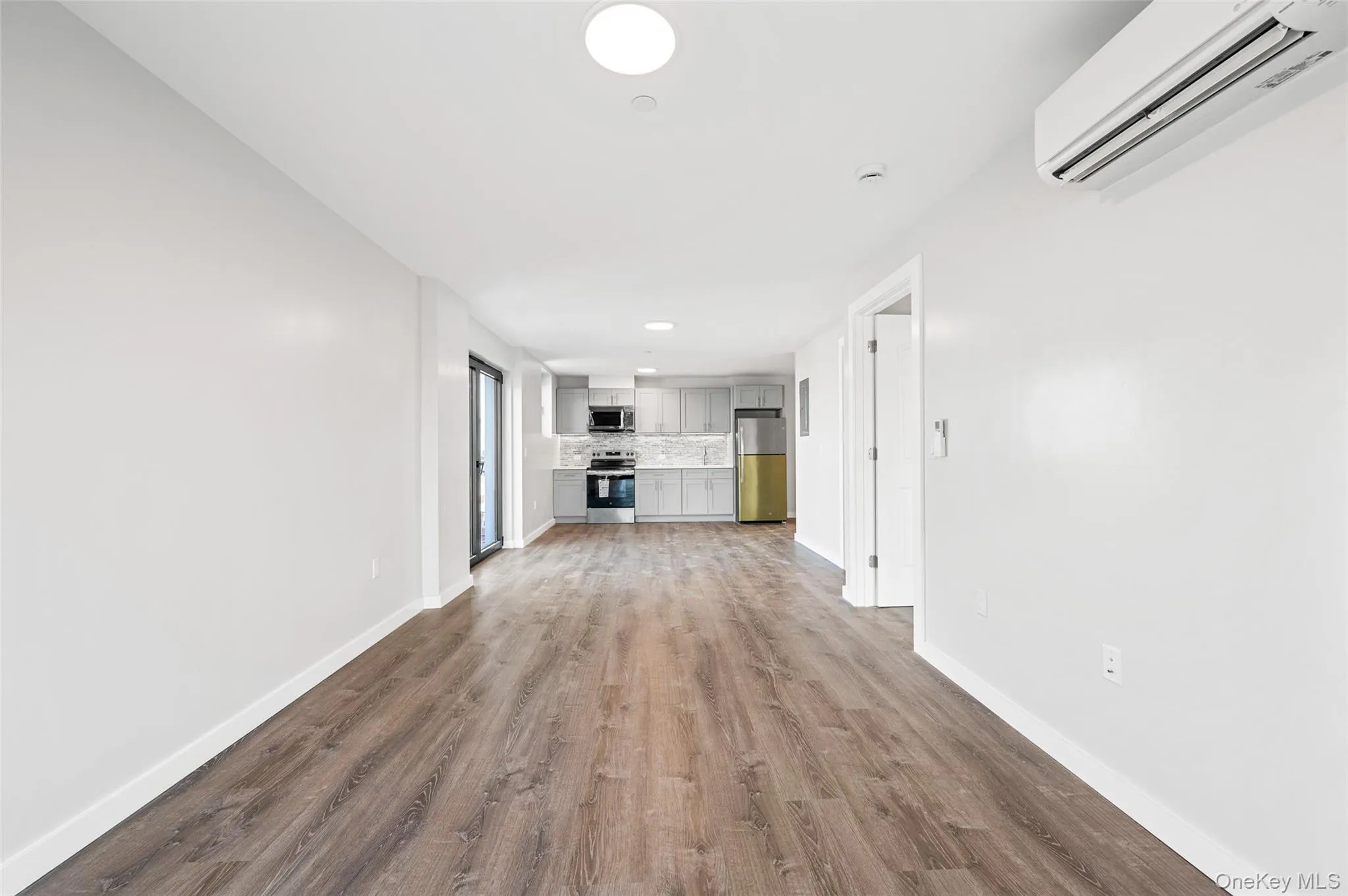 43-34 53rd Street, New York, NY, 1 Bedroom Bedrooms, 3 Rooms Rooms,1 BathroomBathrooms,Residential Lease,For Rent,53rd Street,0,1046545 43-34 53rd Street, New York, NY, 1 Bedroom Bedrooms, 3 Rooms Rooms,1 BathroomBathrooms,Residential Lease,For Rent,53rd Street,0,1046545