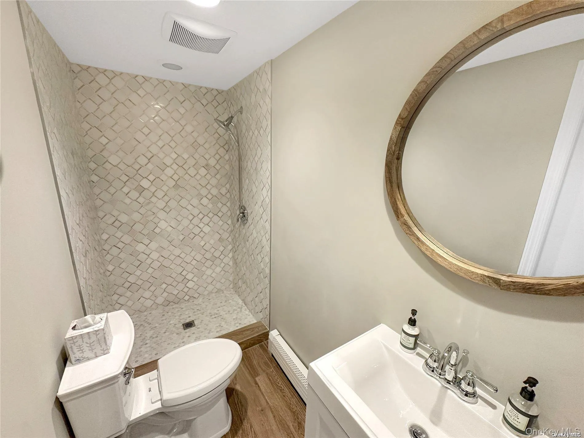 2517 Rockville Centre Parkway, Hempstead, NY, 3 Bedrooms Bedrooms, 8 Rooms Rooms,2 BathroomsBathrooms,Residential,For Rent,Rockville Centre,0,1046547 2517 Rockville Centre Parkway, Hempstead, NY, 3 Bedrooms Bedrooms, 8 Rooms Rooms,2 BathroomsBathrooms,Residential,For Rent,Rockville Centre,0,1046547