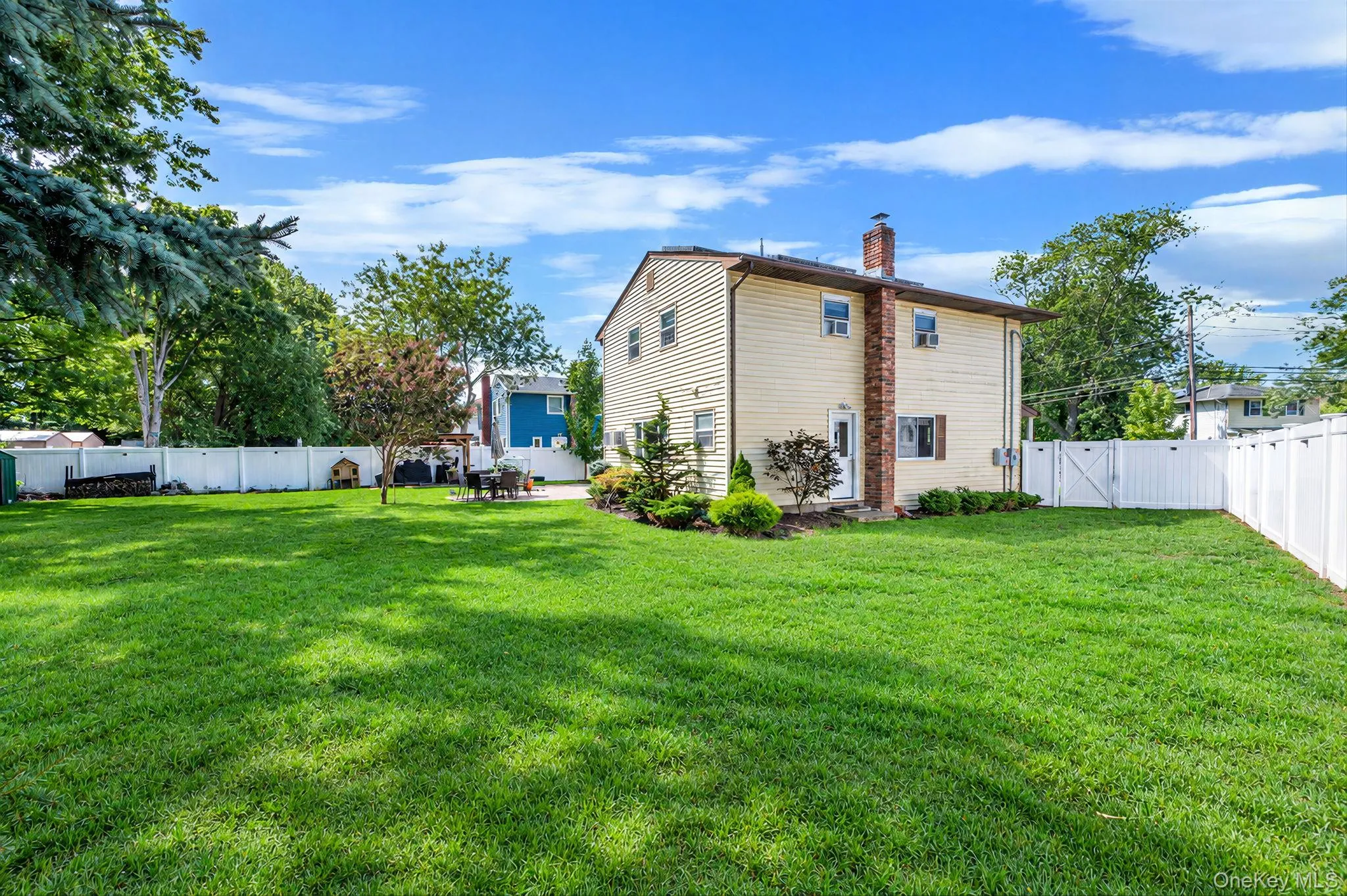 87 Wexford Drive, Islip, NY, 4 Bedrooms Bedrooms, 7 Rooms Rooms,1 BathroomBathrooms,Residential,For Rent,Wexford,0,1046548 87 Wexford Drive, Islip, NY, 4 Bedrooms Bedrooms, 7 Rooms Rooms,1 BathroomBathrooms,Residential,For Rent,Wexford,0,1046548