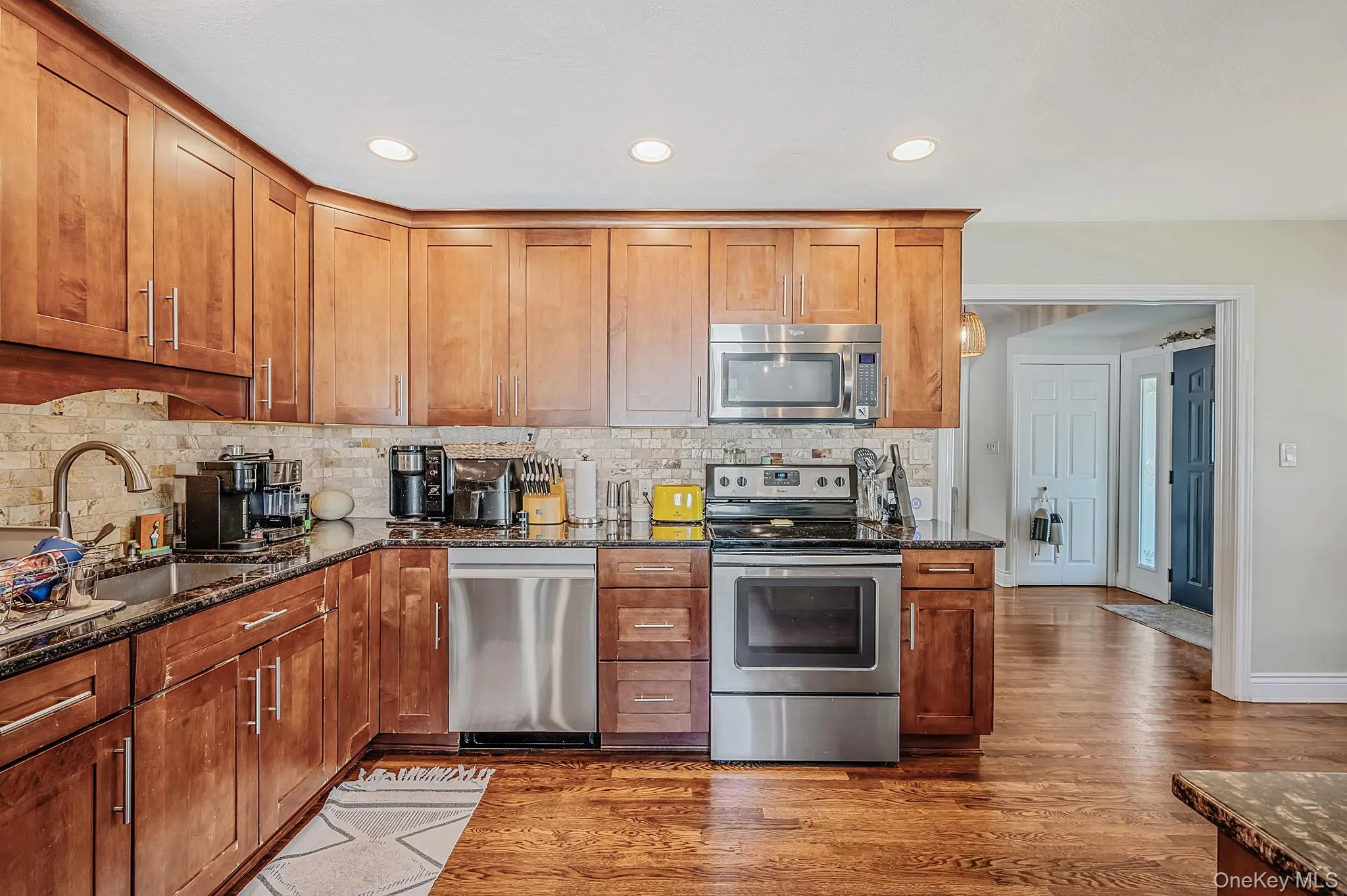 87 Wexford Drive, Islip, NY, 4 Bedrooms Bedrooms, 7 Rooms Rooms,1 BathroomBathrooms,Residential,For Rent,Wexford,0,1046548 87 Wexford Drive, Islip, NY, 4 Bedrooms Bedrooms, 7 Rooms Rooms,1 BathroomBathrooms,Residential,For Rent,Wexford,0,1046548