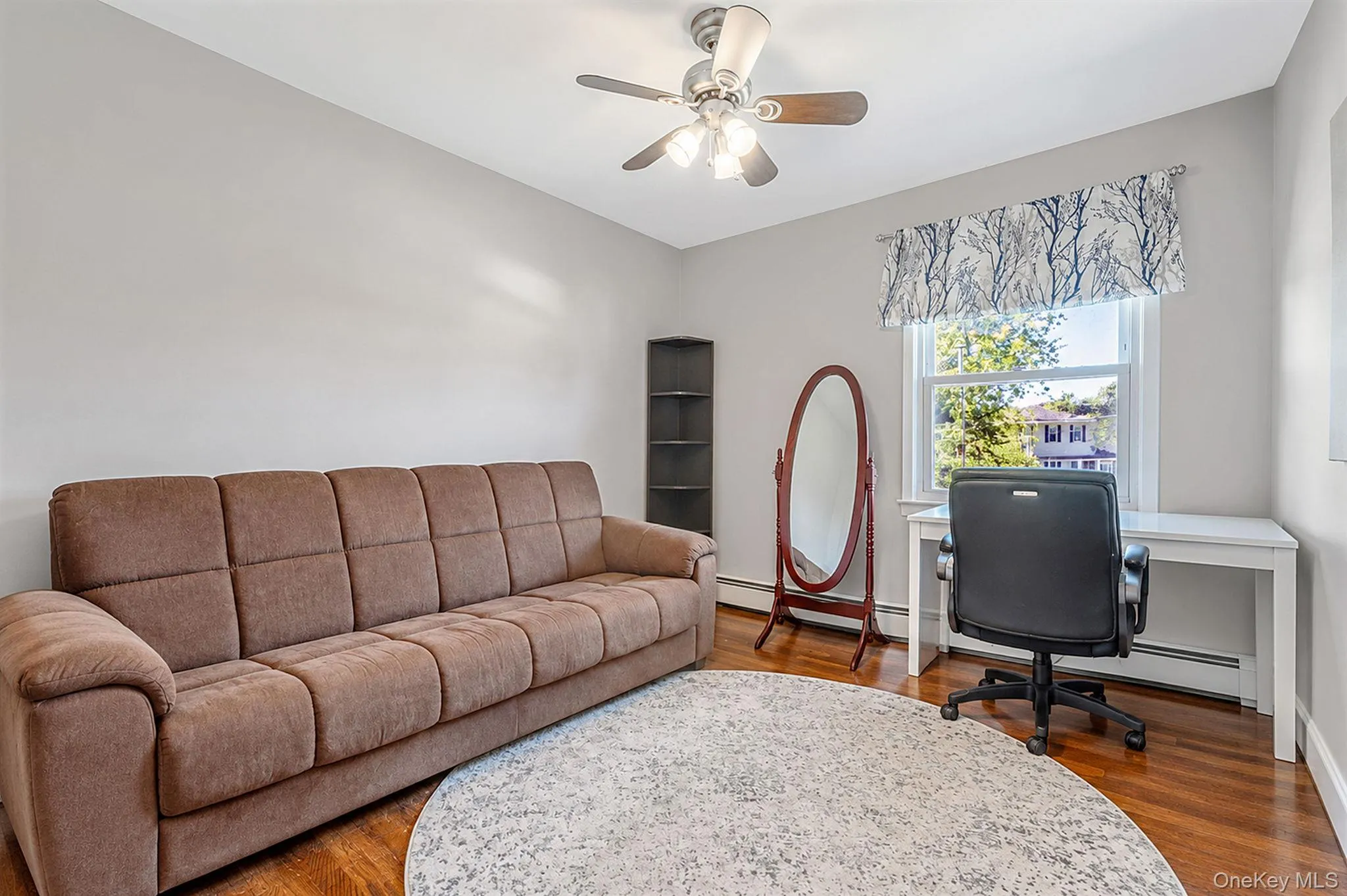87 Wexford Drive, Islip, NY, 4 Bedrooms Bedrooms, 7 Rooms Rooms,1 BathroomBathrooms,Residential,For Rent,Wexford,0,1046548 87 Wexford Drive, Islip, NY, 4 Bedrooms Bedrooms, 7 Rooms Rooms,1 BathroomBathrooms,Residential,For Rent,Wexford,0,1046548