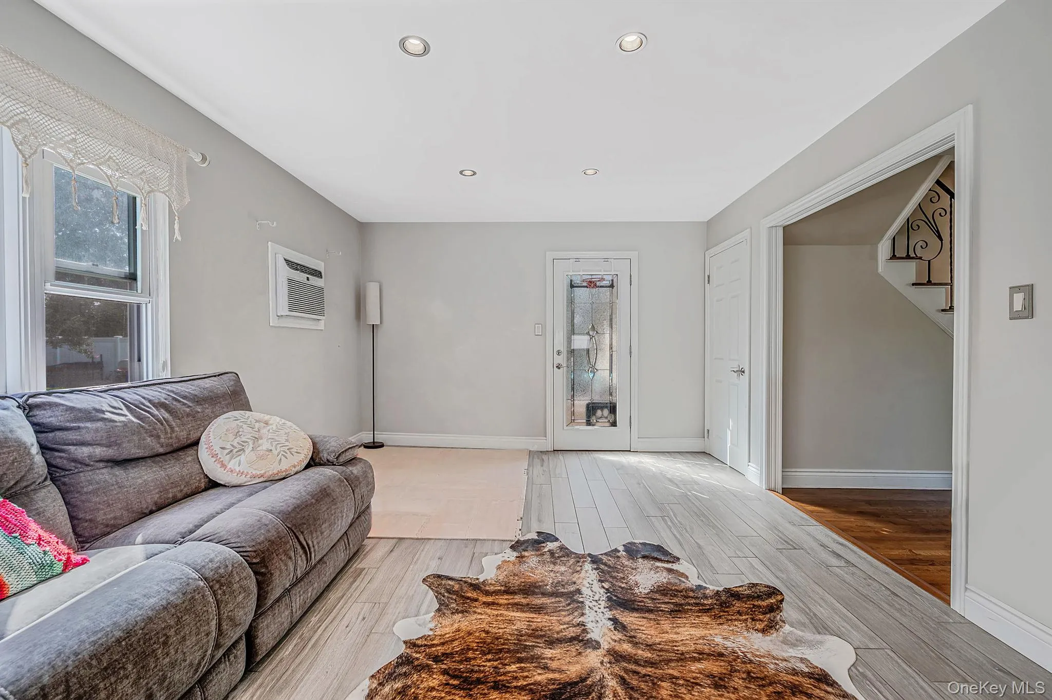 87 Wexford Drive, Islip, NY, 4 Bedrooms Bedrooms, 7 Rooms Rooms,1 BathroomBathrooms,Residential,For Rent,Wexford,0,1046548 87 Wexford Drive, Islip, NY, 4 Bedrooms Bedrooms, 7 Rooms Rooms,1 BathroomBathrooms,Residential,For Rent,Wexford,0,1046548