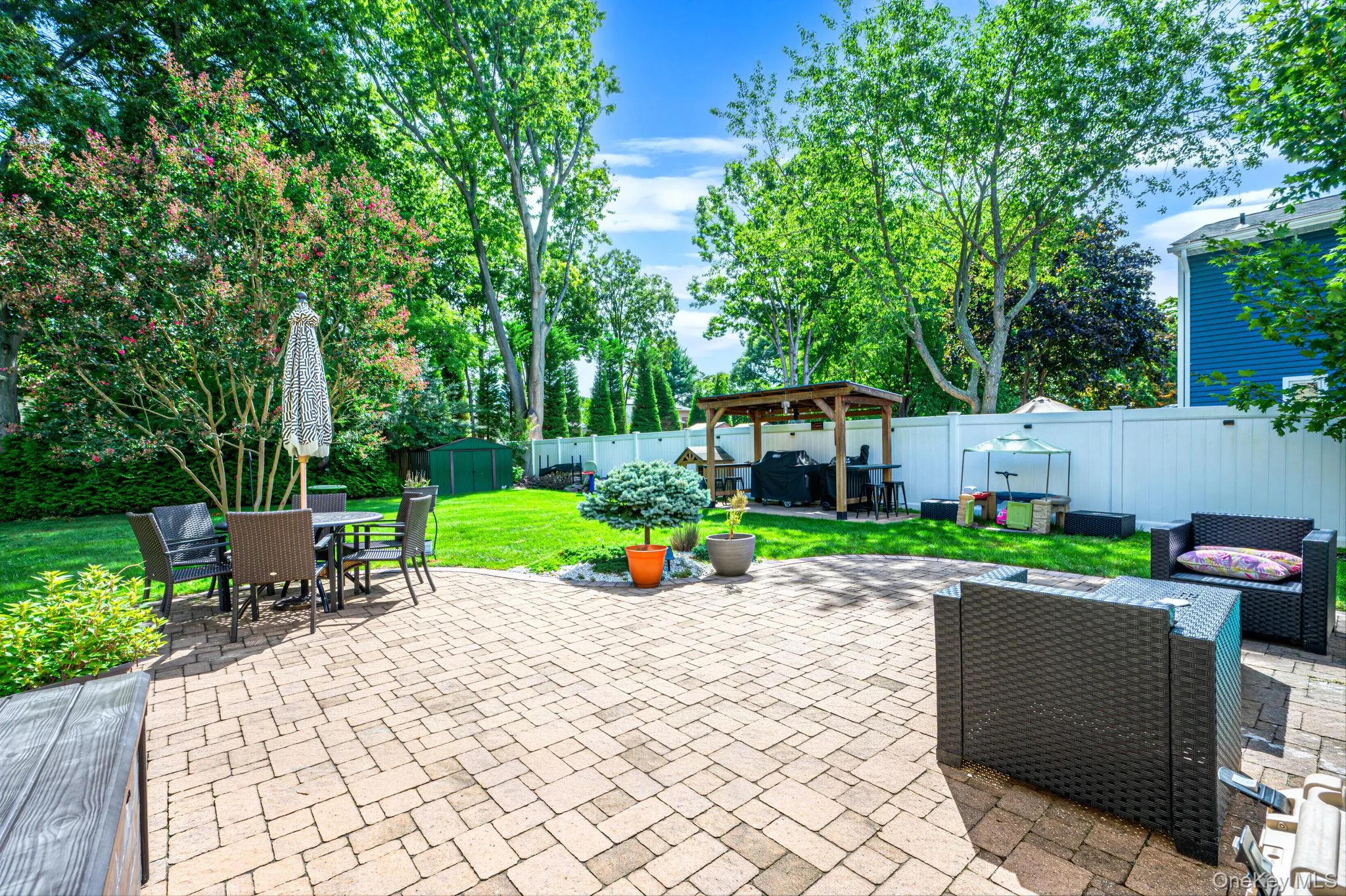 87 Wexford Drive, Islip, NY, 4 Bedrooms Bedrooms, 7 Rooms Rooms,1 BathroomBathrooms,Residential,For Rent,Wexford,0,1046548 87 Wexford Drive, Islip, NY, 4 Bedrooms Bedrooms, 7 Rooms Rooms,1 BathroomBathrooms,Residential,For Rent,Wexford,0,1046548