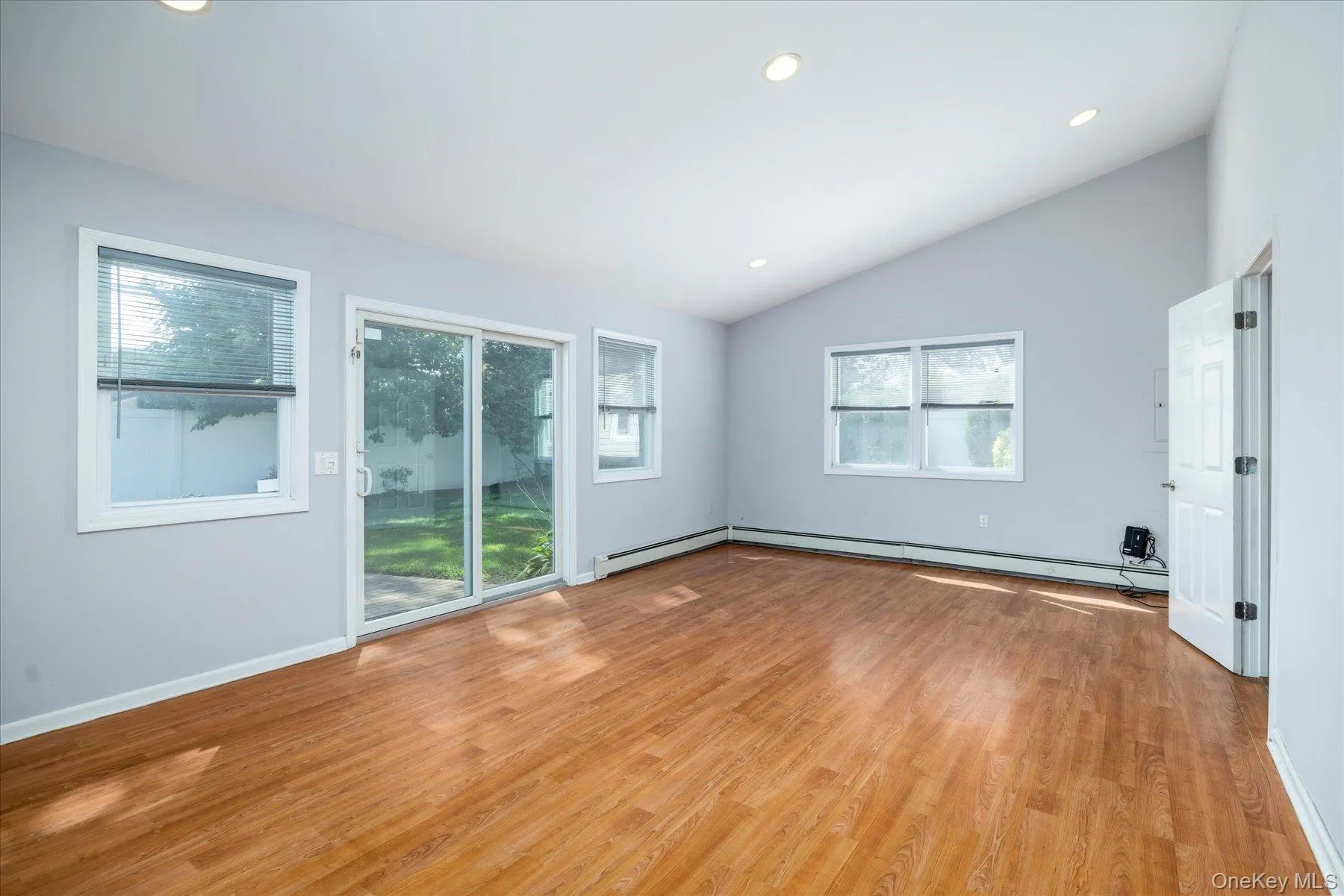 729 Arcadian Avenue, Hempstead, NY, 6 Bedrooms Bedrooms, 9 Rooms Rooms,3 BathroomsBathrooms,Residential,For Rent,Arcadian,0,1046549 729 Arcadian Avenue, Hempstead, NY, 6 Bedrooms Bedrooms, 9 Rooms Rooms,3 BathroomsBathrooms,Residential,For Rent,Arcadian,0,1046549