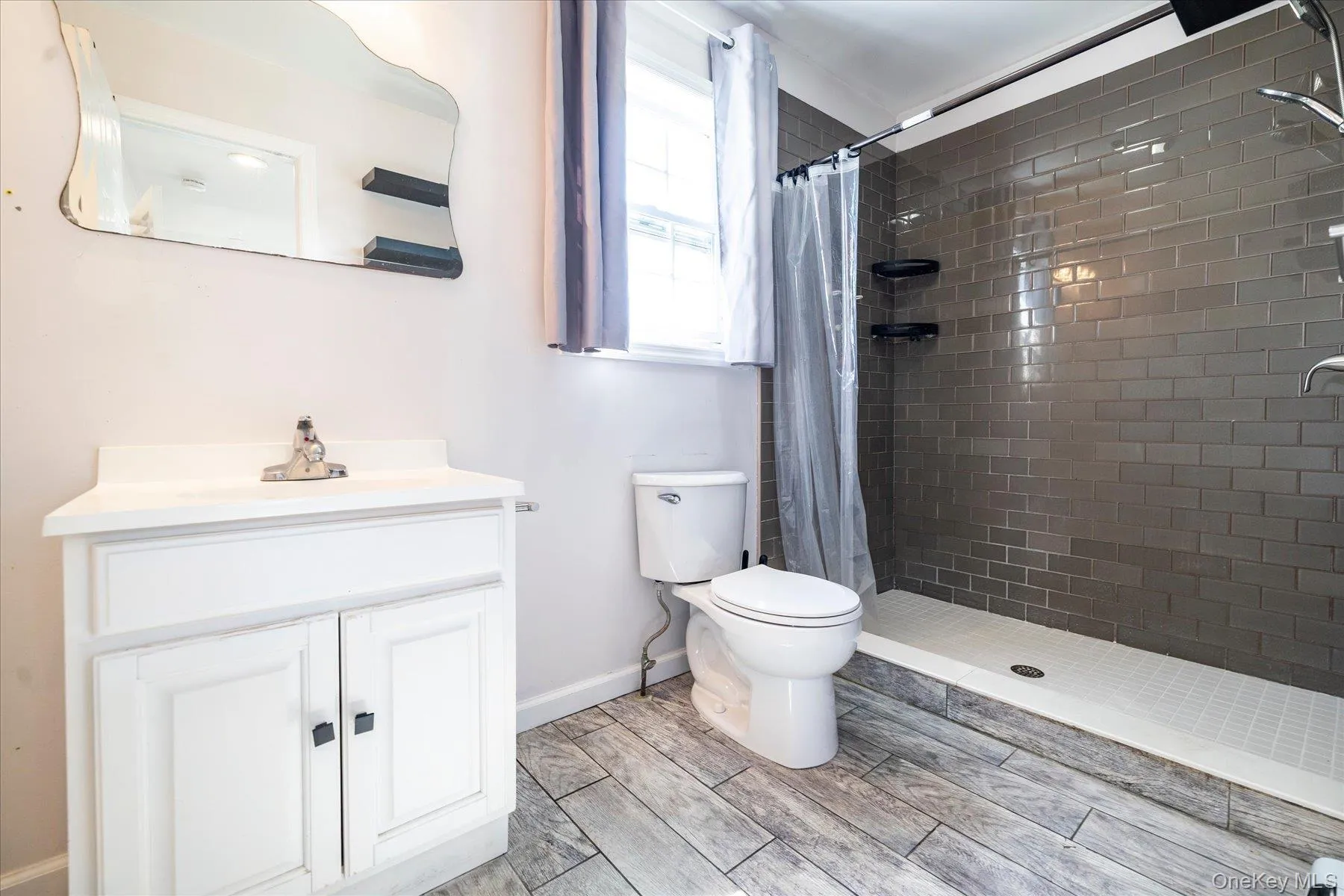 729 Arcadian Avenue, Hempstead, NY, 6 Bedrooms Bedrooms, 9 Rooms Rooms,3 BathroomsBathrooms,Residential,For Rent,Arcadian,0,1046549 729 Arcadian Avenue, Hempstead, NY, 6 Bedrooms Bedrooms, 9 Rooms Rooms,3 BathroomsBathrooms,Residential,For Rent,Arcadian,0,1046549