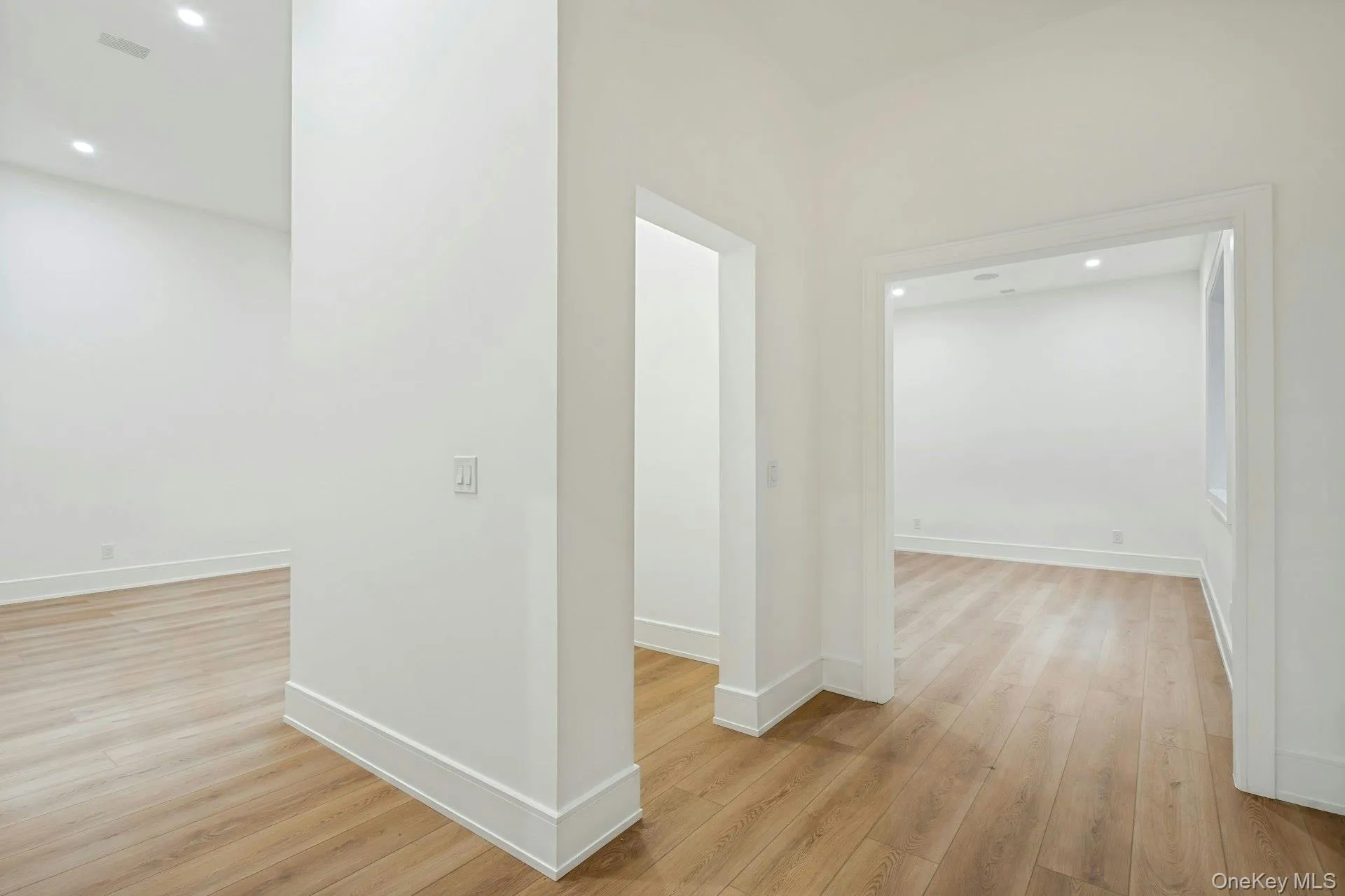 25 Creek Farms Road, North Hempstead, NY, 6 Bedrooms Bedrooms, 20 Rooms Rooms,7 BathroomsBathrooms,Residential,For Rent,Creek Farms,0,1046560 25 Creek Farms Road, North Hempstead, NY, 6 Bedrooms Bedrooms, 20 Rooms Rooms,7 BathroomsBathrooms,Residential,For Rent,Creek Farms,0,1046560