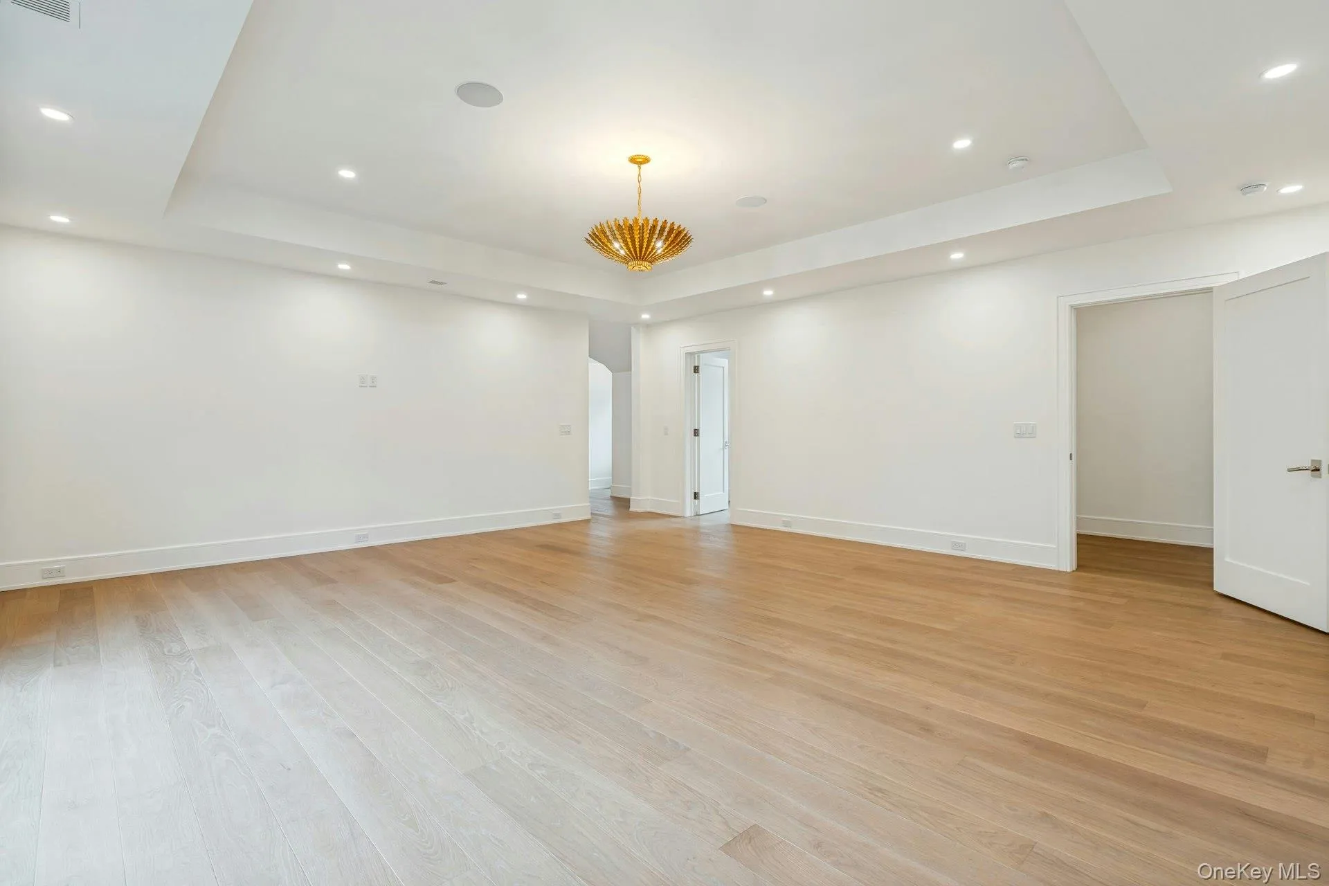 25 Creek Farms Road, North Hempstead, NY, 6 Bedrooms Bedrooms, 20 Rooms Rooms,7 BathroomsBathrooms,Residential,For Rent,Creek Farms,0,1046560 25 Creek Farms Road, North Hempstead, NY, 6 Bedrooms Bedrooms, 20 Rooms Rooms,7 BathroomsBathrooms,Residential,For Rent,Creek Farms,0,1046560