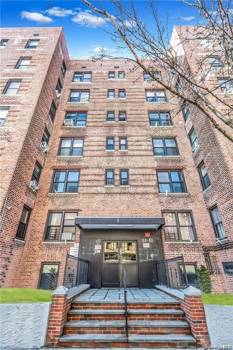88-30 182 Street, New York, NY, 1 Bedroom Bedrooms, 3 Rooms Rooms,1 BathroomBathrooms,Residential,For Rent,182,0,1046561 88-30 182 Street, New York, NY, 1 Bedroom Bedrooms, 3 Rooms Rooms,1 BathroomBathrooms,Residential,For Rent,182,0,1046561