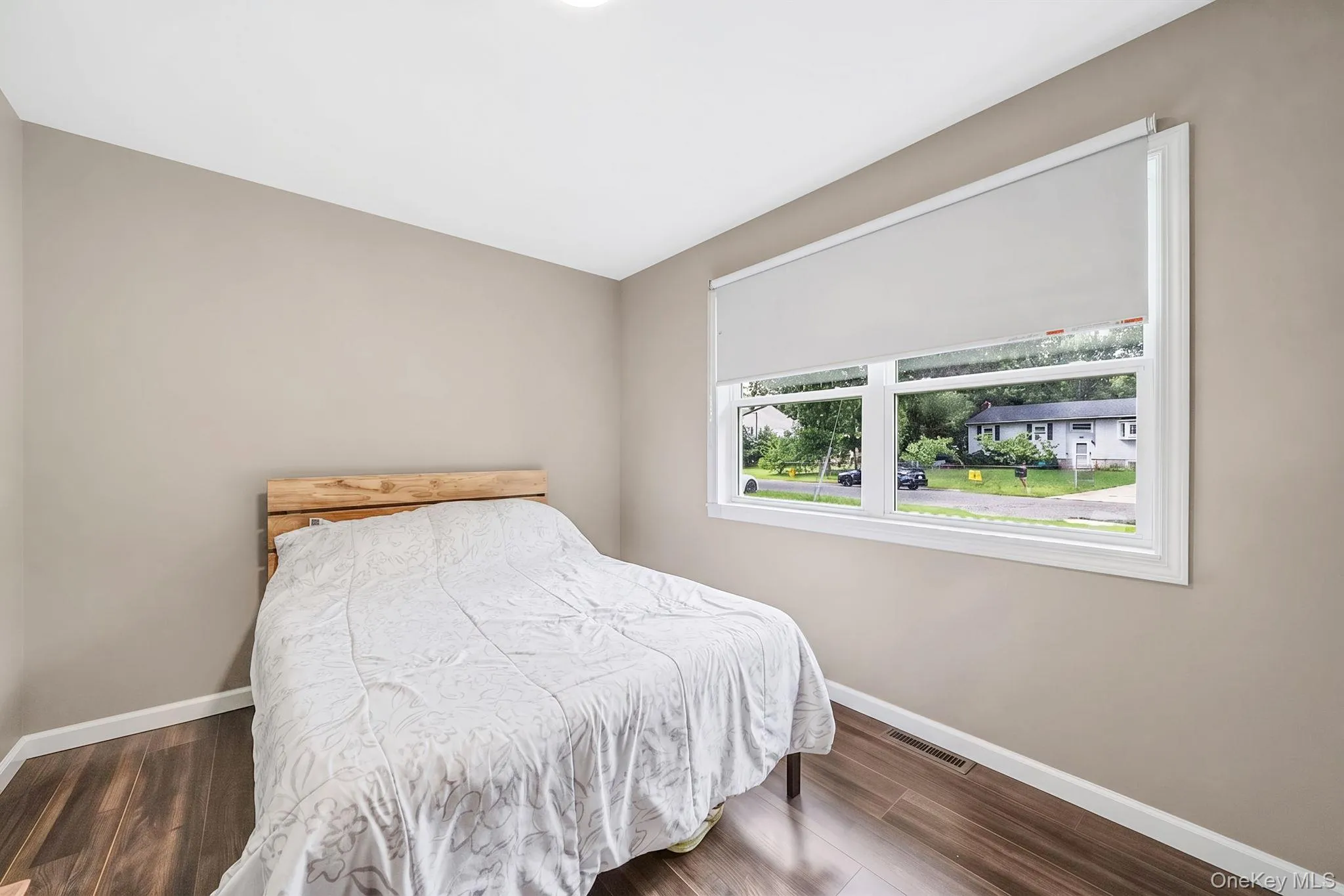 12 Allanwood Drive, Brookhaven, NY, 3 Bedrooms Bedrooms, 6 Rooms Rooms,1 BathroomBathrooms,Residential,For Rent,Allanwood,0,1046565 12 Allanwood Drive, Brookhaven, NY, 3 Bedrooms Bedrooms, 6 Rooms Rooms,1 BathroomBathrooms,Residential,For Rent,Allanwood,0,1046565