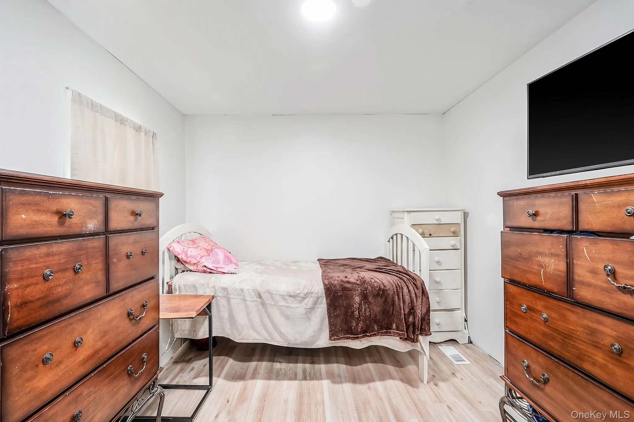 12 Allanwood Drive, Brookhaven, NY, 3 Bedrooms Bedrooms, 6 Rooms Rooms,1 BathroomBathrooms,Residential,For Rent,Allanwood,0,1046565 12 Allanwood Drive, Brookhaven, NY, 3 Bedrooms Bedrooms, 6 Rooms Rooms,1 BathroomBathrooms,Residential,For Rent,Allanwood,0,1046565