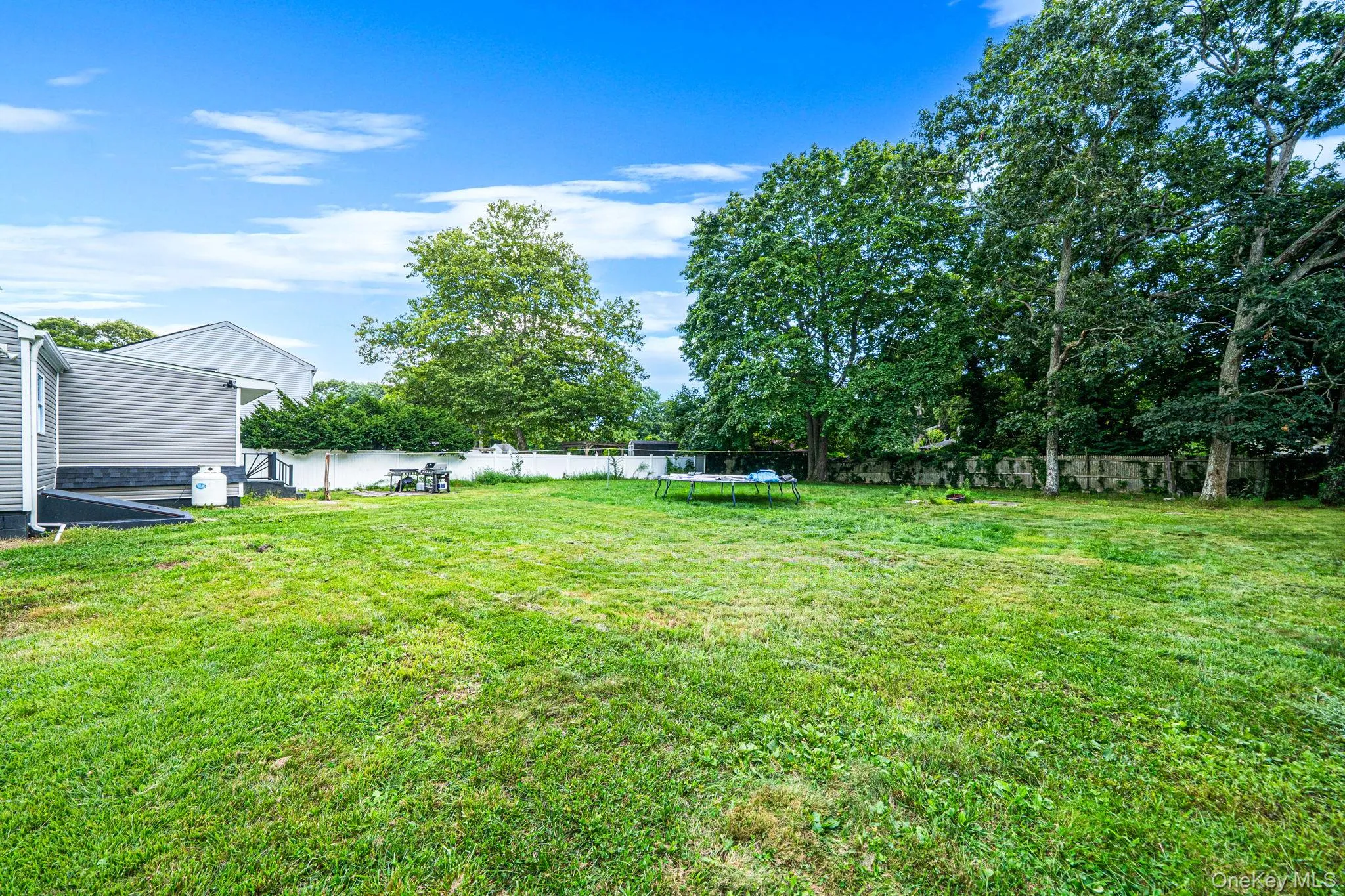 12 Allanwood Drive, Brookhaven, NY, 3 Bedrooms Bedrooms, 6 Rooms Rooms,1 BathroomBathrooms,Residential,For Rent,Allanwood,0,1046565 12 Allanwood Drive, Brookhaven, NY, 3 Bedrooms Bedrooms, 6 Rooms Rooms,1 BathroomBathrooms,Residential,For Rent,Allanwood,0,1046565