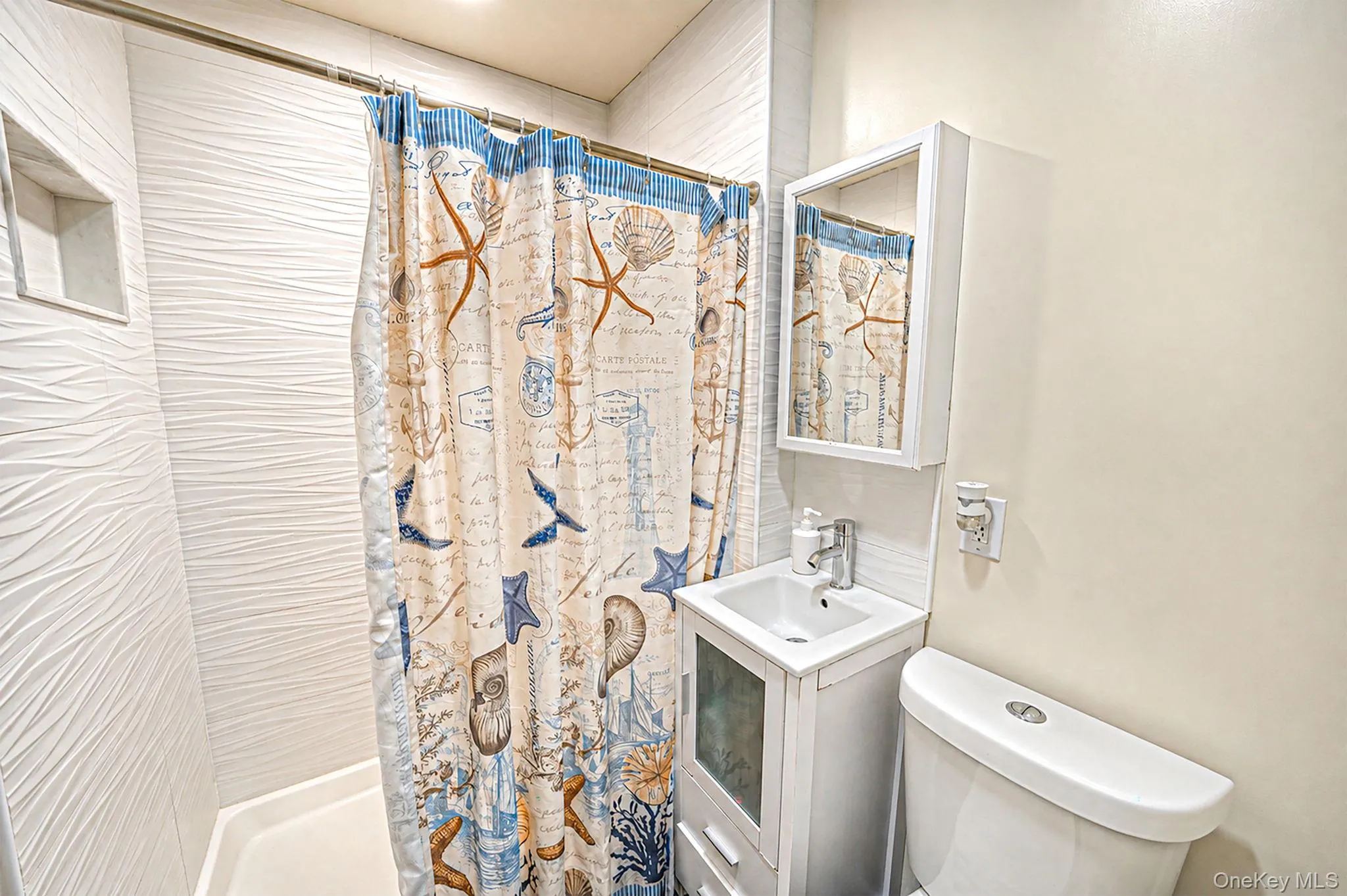 12 Allanwood Drive, Brookhaven, NY, 3 Bedrooms Bedrooms, 6 Rooms Rooms,1 BathroomBathrooms,Residential,For Rent,Allanwood,0,1046565 12 Allanwood Drive, Brookhaven, NY, 3 Bedrooms Bedrooms, 6 Rooms Rooms,1 BathroomBathrooms,Residential,For Rent,Allanwood,0,1046565