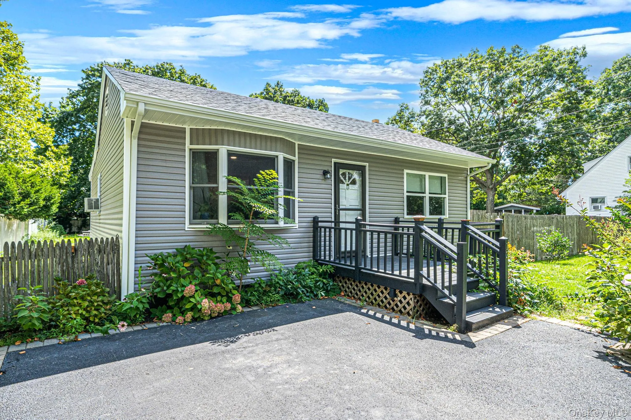 12 Allanwood Drive, Brookhaven, NY, 3 Bedrooms Bedrooms, 6 Rooms Rooms,1 BathroomBathrooms,Residential,For Rent,Allanwood,0,1046565 12 Allanwood Drive, Brookhaven, NY, 3 Bedrooms Bedrooms, 6 Rooms Rooms,1 BathroomBathrooms,Residential,For Rent,Allanwood,0,1046565