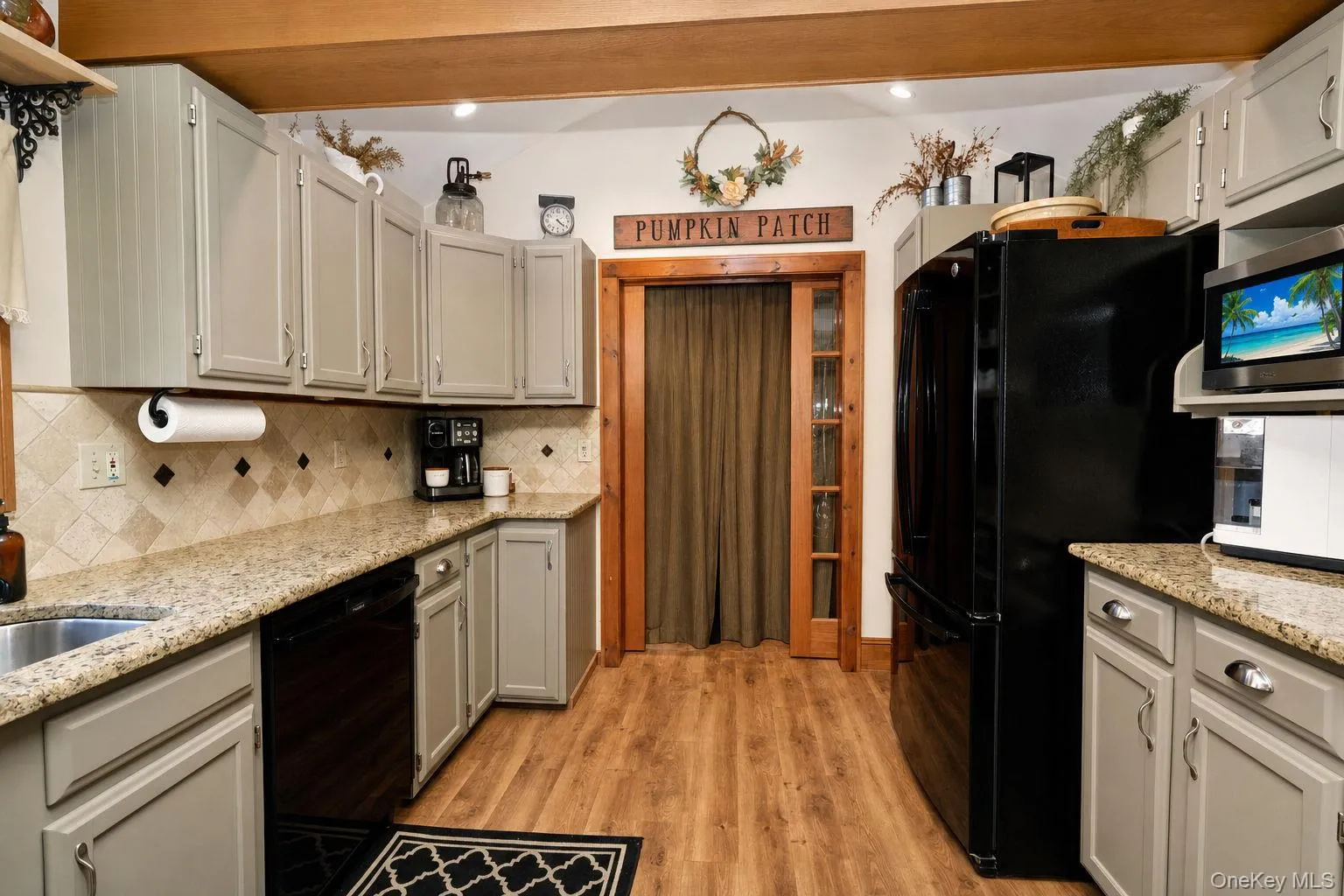 8 Budd Avenue, Middletown, NY, 3 Bedrooms Bedrooms, 8 Rooms Rooms,1 BathroomBathrooms,Residential,For Rent,Budd,0,1046566 8 Budd Avenue, Middletown, NY, 3 Bedrooms Bedrooms, 8 Rooms Rooms,1 BathroomBathrooms,Residential,For Rent,Budd,0,1046566