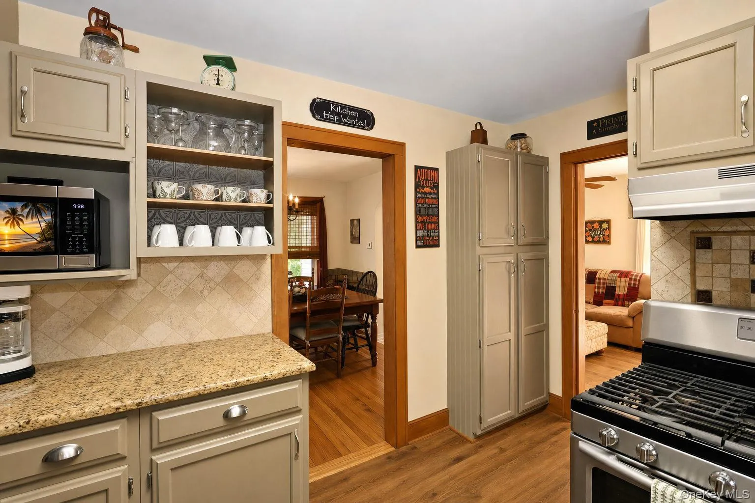 8 Budd Avenue, Middletown, NY, 3 Bedrooms Bedrooms, 8 Rooms Rooms,1 BathroomBathrooms,Residential,For Rent,Budd,0,1046566 8 Budd Avenue, Middletown, NY, 3 Bedrooms Bedrooms, 8 Rooms Rooms,1 BathroomBathrooms,Residential,For Rent,Budd,0,1046566