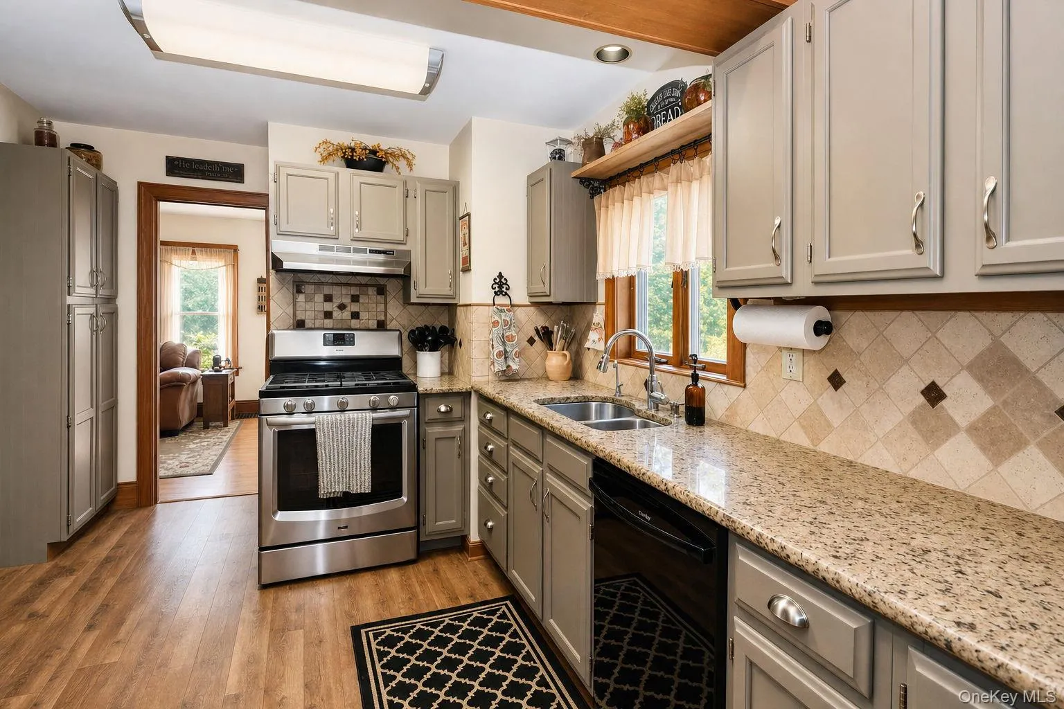8 Budd Avenue, Middletown, NY, 3 Bedrooms Bedrooms, 8 Rooms Rooms,1 BathroomBathrooms,Residential,For Rent,Budd,0,1046566 8 Budd Avenue, Middletown, NY, 3 Bedrooms Bedrooms, 8 Rooms Rooms,1 BathroomBathrooms,Residential,For Rent,Budd,0,1046566