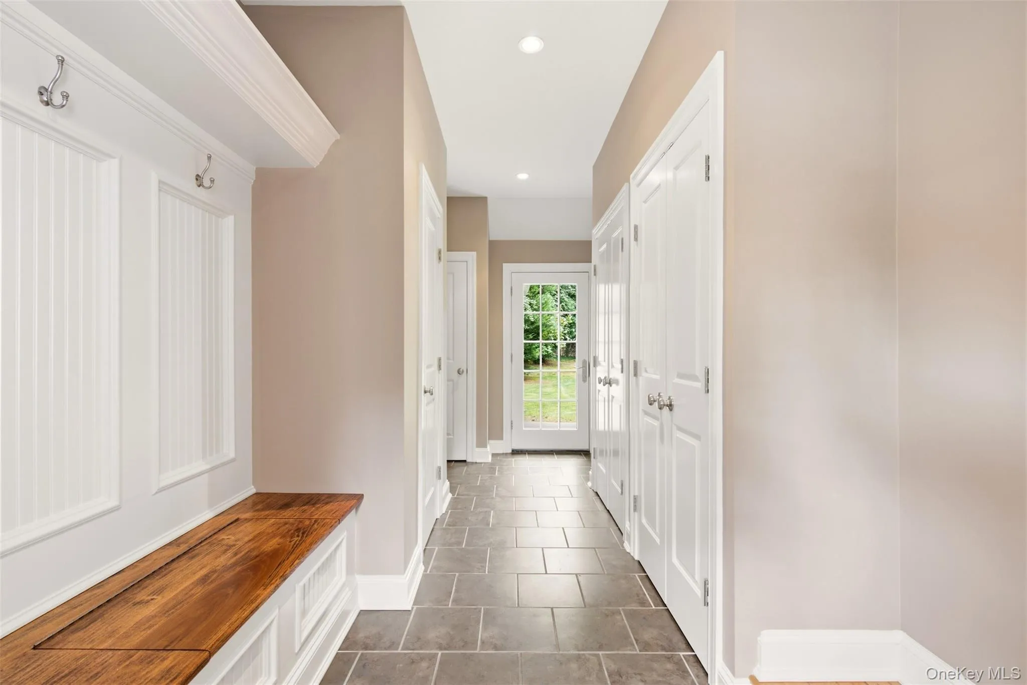 65 Rogues Path, Huntington, NY, 4 Bedrooms Bedrooms, 8 Rooms Rooms,3 BathroomsBathrooms,Residential Lease,For Rent,Rogues,0,1046568 65 Rogues Path, Huntington, NY, 4 Bedrooms Bedrooms, 8 Rooms Rooms,3 BathroomsBathrooms,Residential Lease,For Rent,Rogues,0,1046568