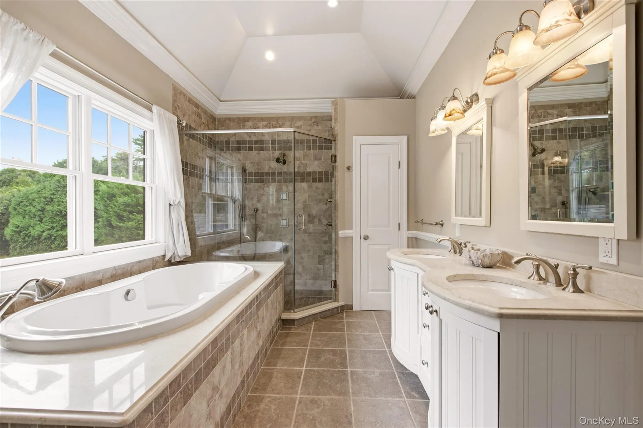 65 Rogues Path, Huntington, NY, 4 Bedrooms Bedrooms, 8 Rooms Rooms,3 BathroomsBathrooms,Residential Lease,For Rent,Rogues,0,1046568 65 Rogues Path, Huntington, NY, 4 Bedrooms Bedrooms, 8 Rooms Rooms,3 BathroomsBathrooms,Residential Lease,For Rent,Rogues,0,1046568