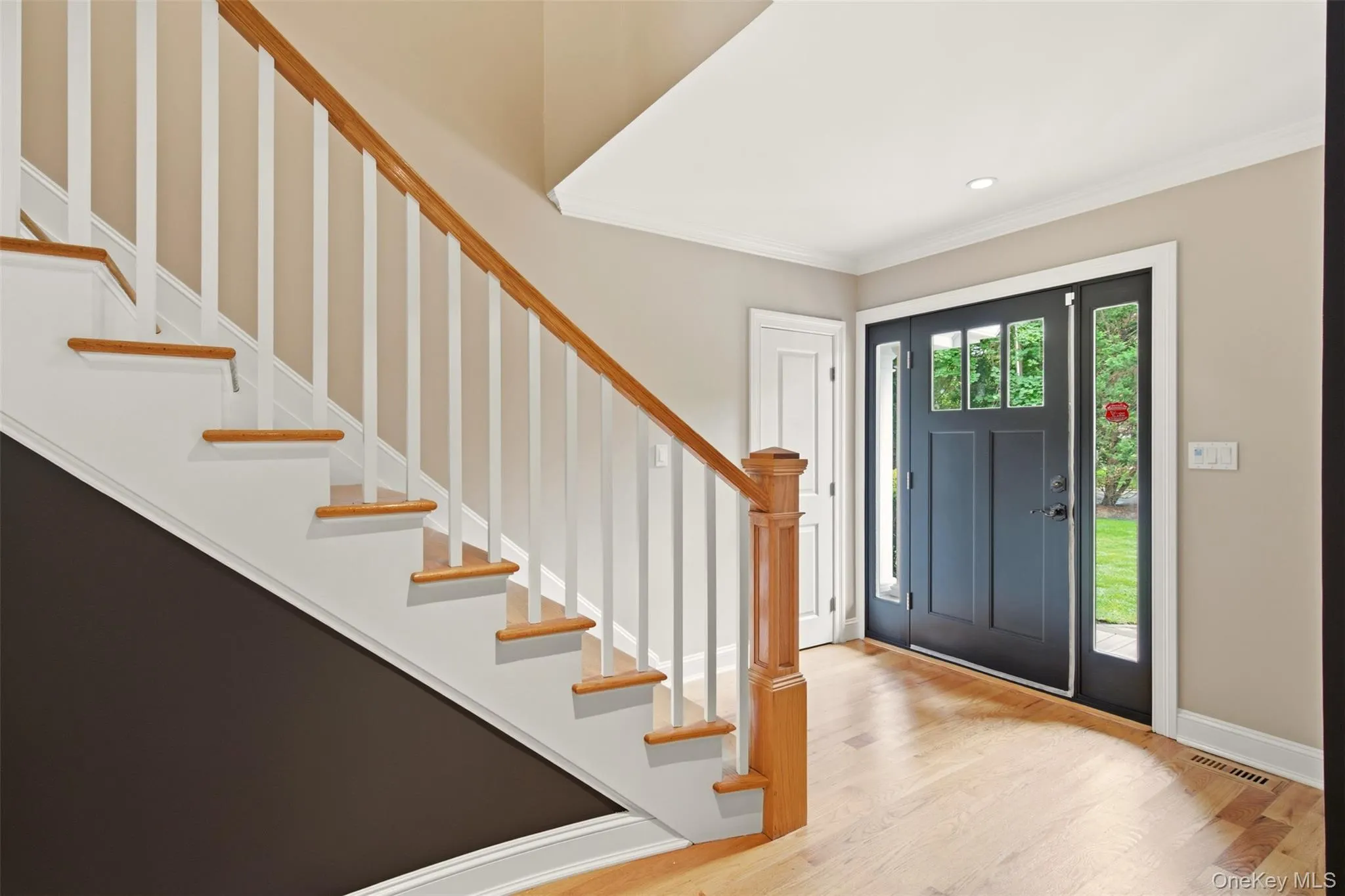 65 Rogues Path, Huntington, NY, 4 Bedrooms Bedrooms, 8 Rooms Rooms,3 BathroomsBathrooms,Residential Lease,For Rent,Rogues,0,1046568 65 Rogues Path, Huntington, NY, 4 Bedrooms Bedrooms, 8 Rooms Rooms,3 BathroomsBathrooms,Residential Lease,For Rent,Rogues,0,1046568
