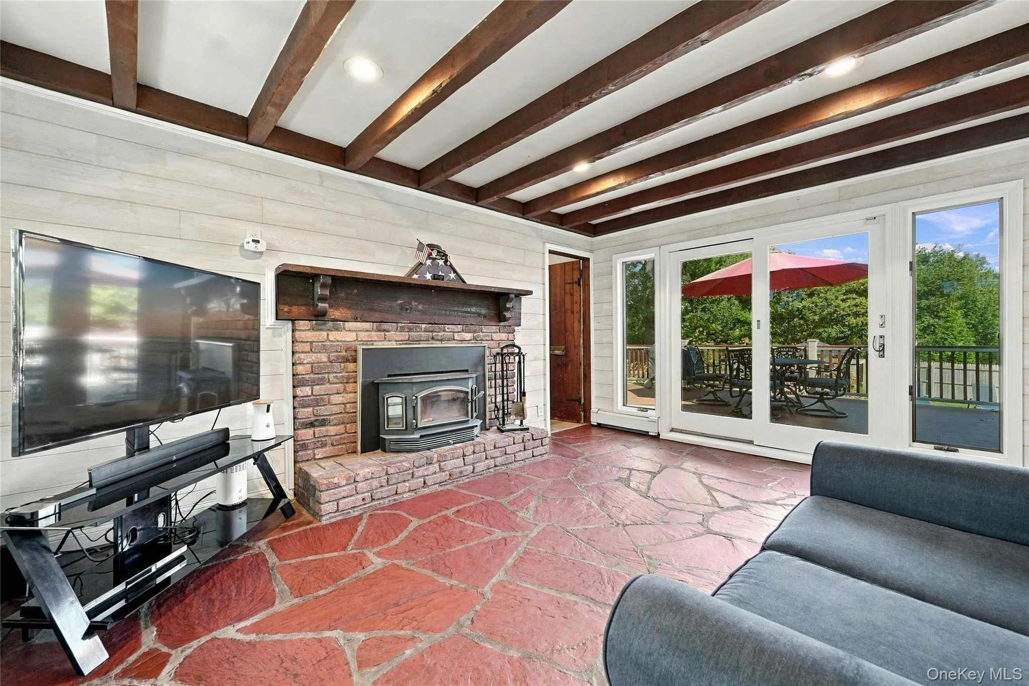 75 Eatons Neck Road, Huntington, NY, 4 Bedrooms Bedrooms, 10 Rooms Rooms,3 BathroomsBathrooms,Residential,For Rent,Eatons Neck,0,1046569 75 Eatons Neck Road, Huntington, NY, 4 Bedrooms Bedrooms, 10 Rooms Rooms,3 BathroomsBathrooms,Residential,For Rent,Eatons Neck,0,1046569