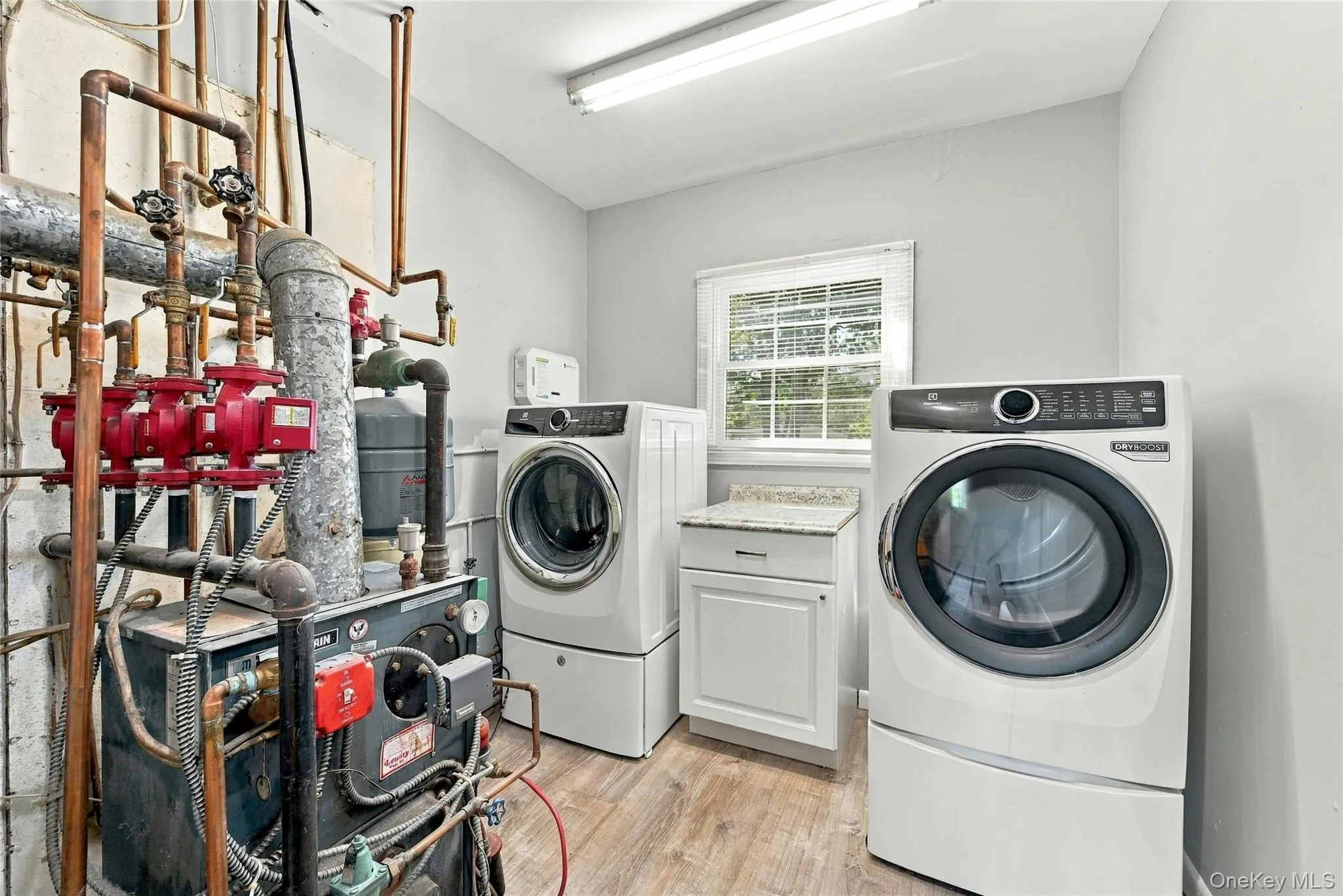 75 Eatons Neck Road, Huntington, NY, 4 Bedrooms Bedrooms, 10 Rooms Rooms,3 BathroomsBathrooms,Residential,For Rent,Eatons Neck,0,1046569 75 Eatons Neck Road, Huntington, NY, 4 Bedrooms Bedrooms, 10 Rooms Rooms,3 BathroomsBathrooms,Residential,For Rent,Eatons Neck,0,1046569