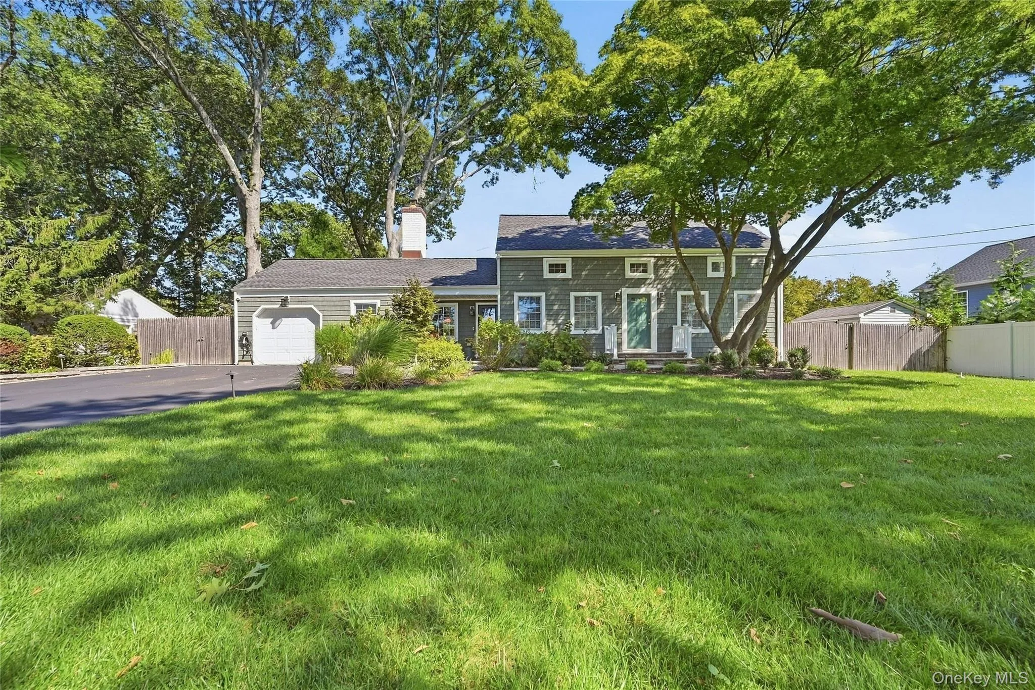 75 Eatons Neck Road, Huntington, NY, 4 Bedrooms Bedrooms, 10 Rooms Rooms,3 BathroomsBathrooms,Residential,For Rent,Eatons Neck,0,1046569 75 Eatons Neck Road, Huntington, NY, 4 Bedrooms Bedrooms, 10 Rooms Rooms,3 BathroomsBathrooms,Residential,For Rent,Eatons Neck,0,1046569