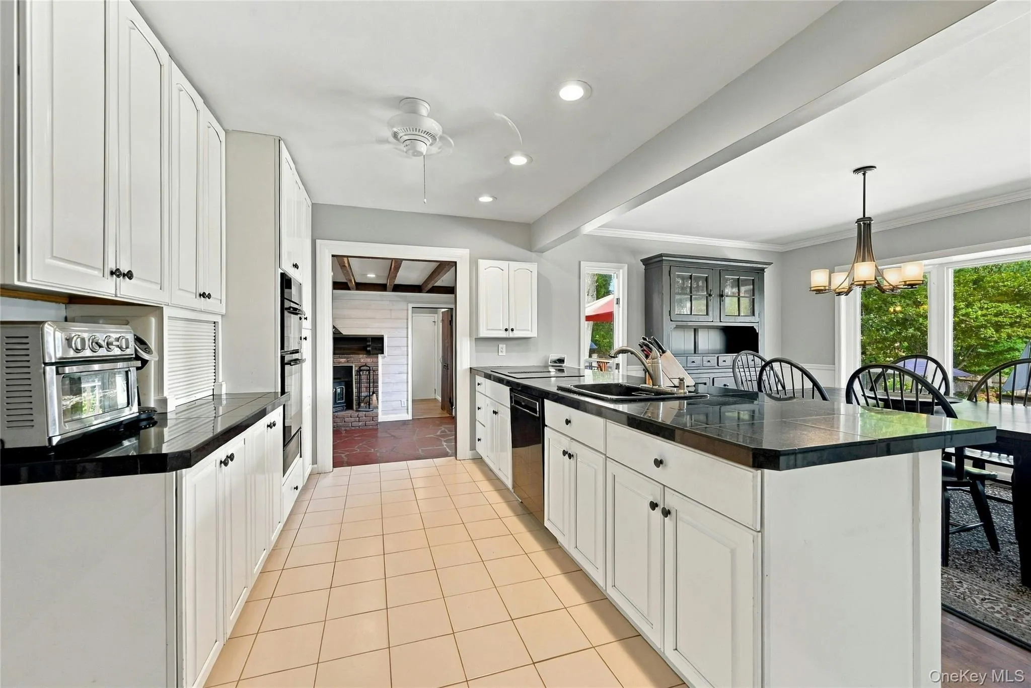 75 Eatons Neck Road, Huntington, NY, 4 Bedrooms Bedrooms, 10 Rooms Rooms,3 BathroomsBathrooms,Residential,For Rent,Eatons Neck,0,1046569 75 Eatons Neck Road, Huntington, NY, 4 Bedrooms Bedrooms, 10 Rooms Rooms,3 BathroomsBathrooms,Residential,For Rent,Eatons Neck,0,1046569