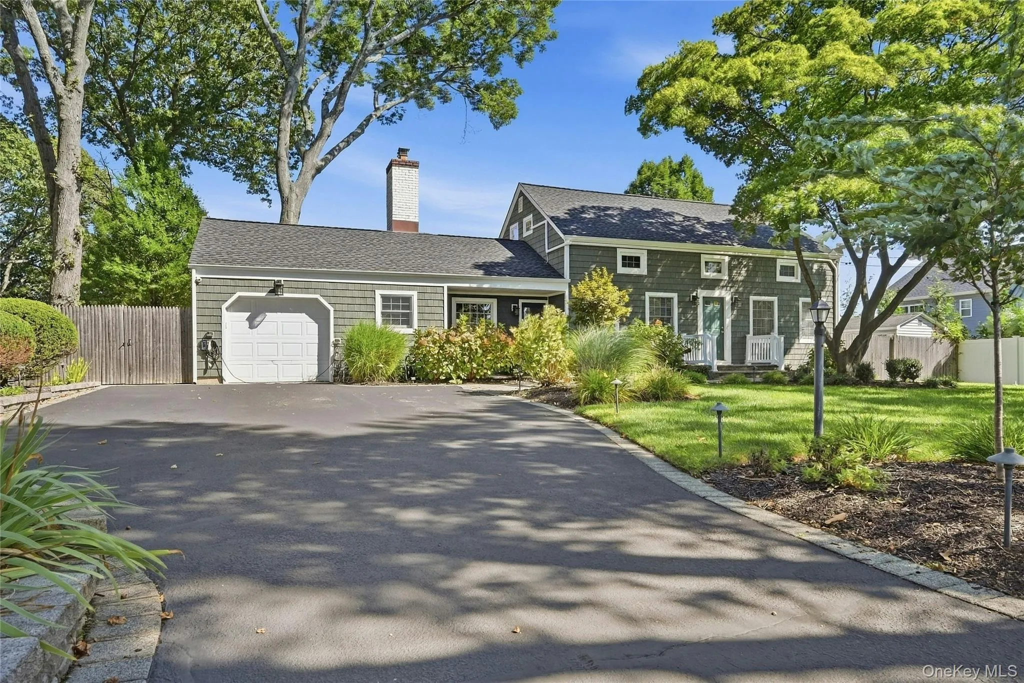 75 Eatons Neck Road, Huntington, NY, 4 Bedrooms Bedrooms, 10 Rooms Rooms,3 BathroomsBathrooms,Residential,For Rent,Eatons Neck,0,1046569 75 Eatons Neck Road, Huntington, NY, 4 Bedrooms Bedrooms, 10 Rooms Rooms,3 BathroomsBathrooms,Residential,For Rent,Eatons Neck,0,1046569