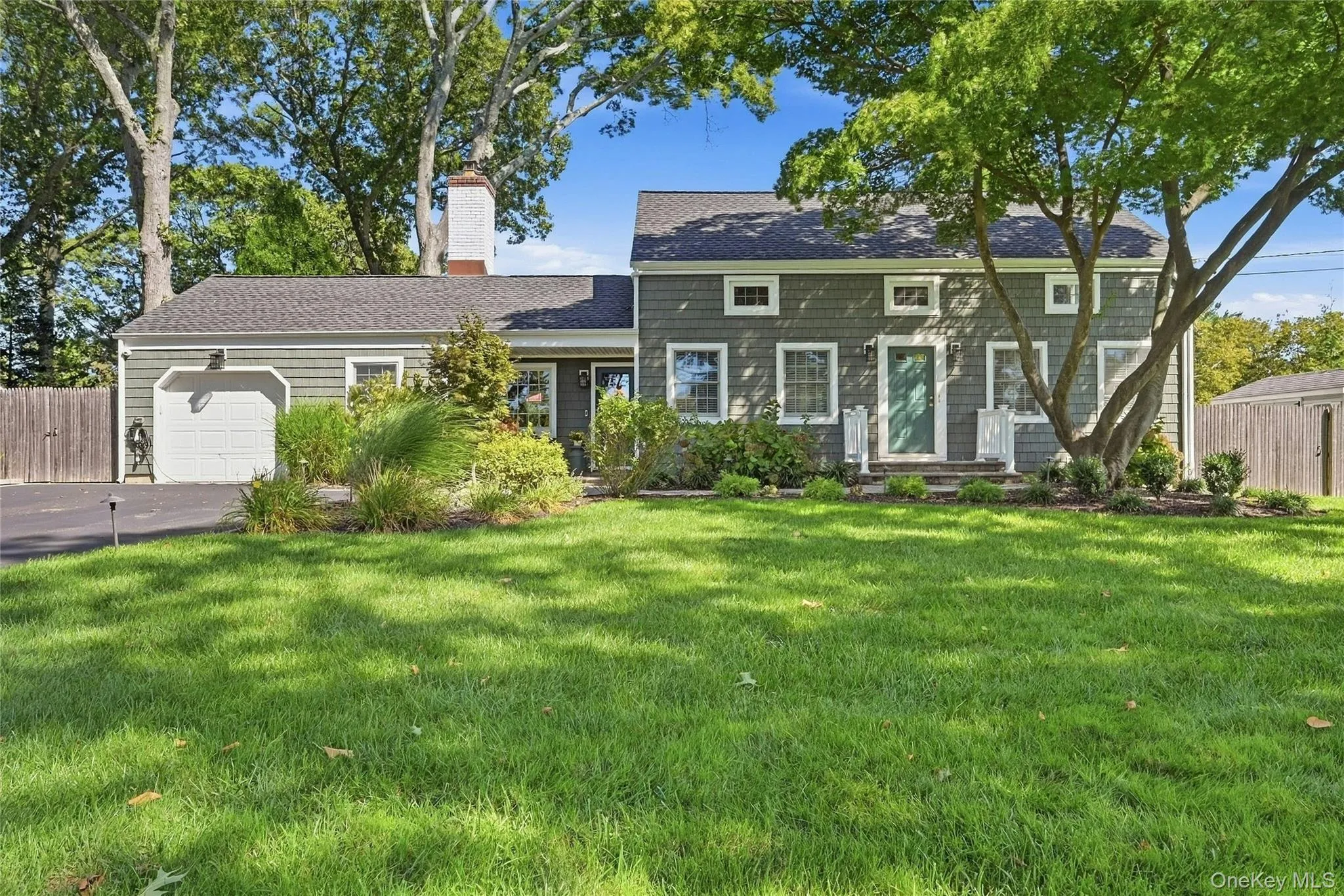 75 Eatons Neck Road, Huntington, NY, 4 Bedrooms Bedrooms, 10 Rooms Rooms,3 BathroomsBathrooms,Residential,For Rent,Eatons Neck,0,1046569 75 Eatons Neck Road, Huntington, NY, 4 Bedrooms Bedrooms, 10 Rooms Rooms,3 BathroomsBathrooms,Residential,For Rent,Eatons Neck,0,1046569