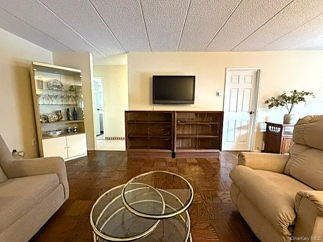 1085 Warburton Avenue, Yonkers, NY, 2 Bedrooms Bedrooms, 4 Rooms Rooms,1 BathroomBathrooms,Residential,For Rent,Warburton,0,1046570 1085 Warburton Avenue, Yonkers, NY, 2 Bedrooms Bedrooms, 4 Rooms Rooms,1 BathroomBathrooms,Residential,For Rent,Warburton,0,1046570