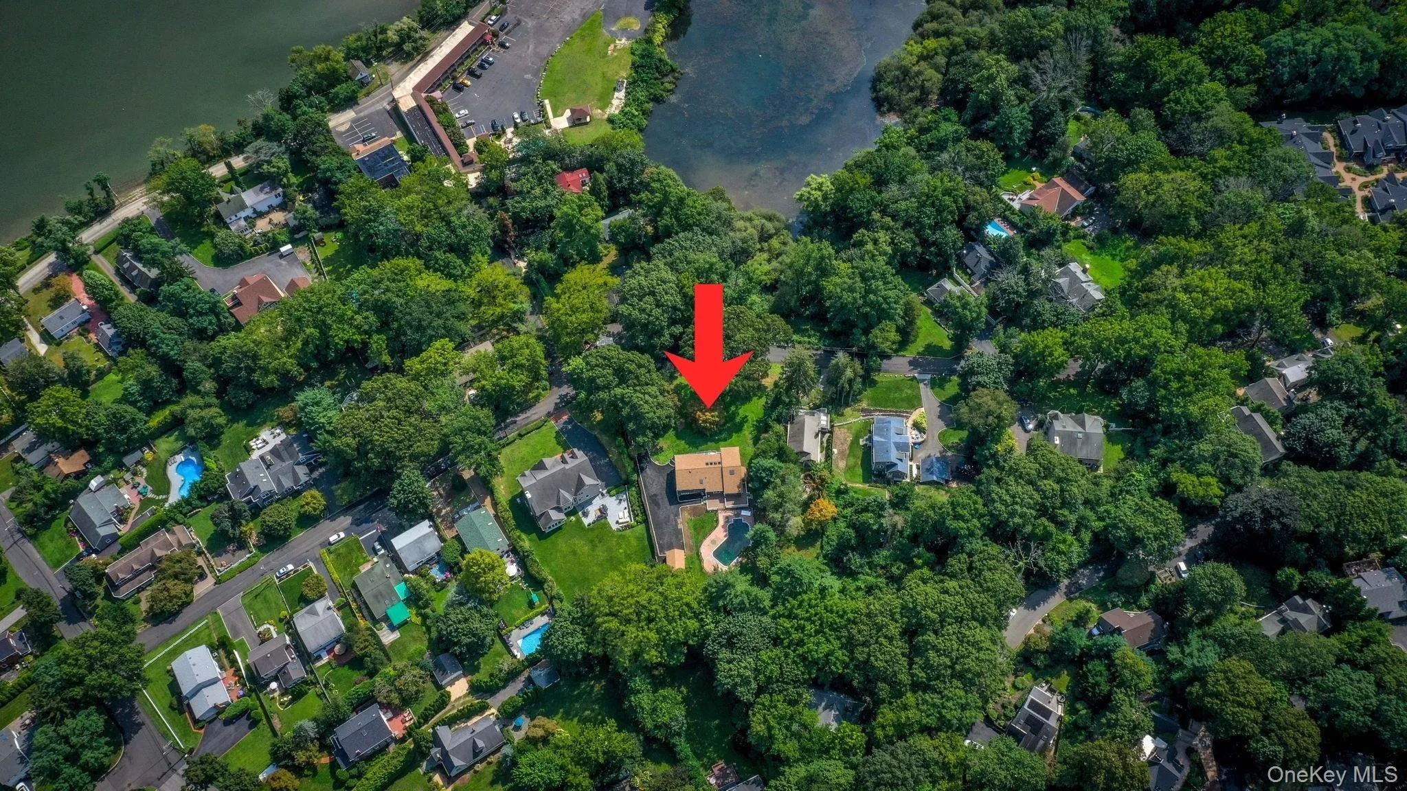 40 Lakeside Drive, Huntington, NY, 4 Bedrooms Bedrooms, 7 Rooms Rooms,3 BathroomsBathrooms,Residential,For Rent,Lakeside,0,1046573 40 Lakeside Drive, Huntington, NY, 4 Bedrooms Bedrooms, 7 Rooms Rooms,3 BathroomsBathrooms,Residential,For Rent,Lakeside,0,1046573