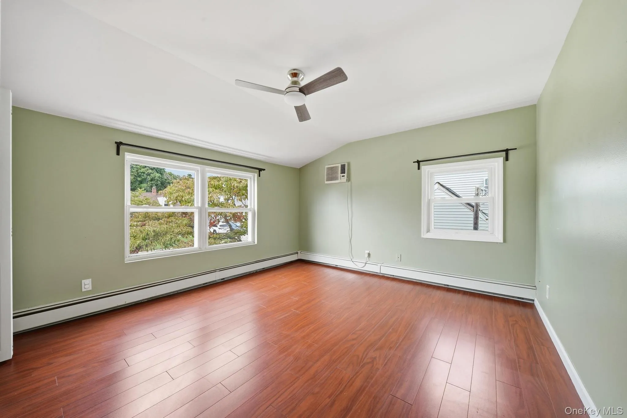 20 Needle Lane, Hempstead, NY, 4 Bedrooms Bedrooms, 9 Rooms Rooms,2 BathroomsBathrooms,Residential Lease,For Rent,Needle,0,1046575 20 Needle Lane, Hempstead, NY, 4 Bedrooms Bedrooms, 9 Rooms Rooms,2 BathroomsBathrooms,Residential Lease,For Rent,Needle,0,1046575