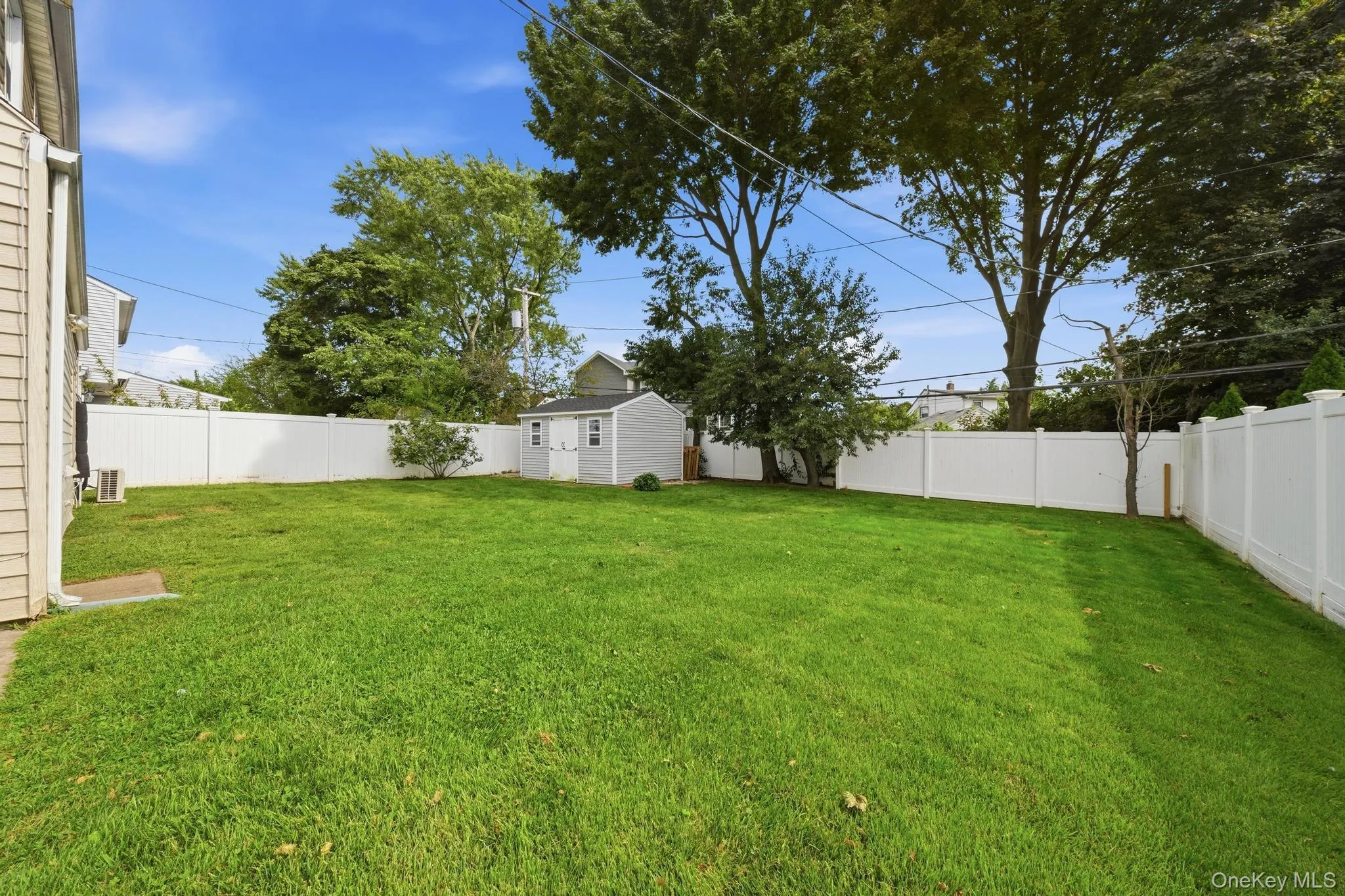 20 Needle Lane, Hempstead, NY, 4 Bedrooms Bedrooms, 9 Rooms Rooms,2 BathroomsBathrooms,Residential Lease,For Rent,Needle,0,1046575 20 Needle Lane, Hempstead, NY, 4 Bedrooms Bedrooms, 9 Rooms Rooms,2 BathroomsBathrooms,Residential Lease,For Rent,Needle,0,1046575