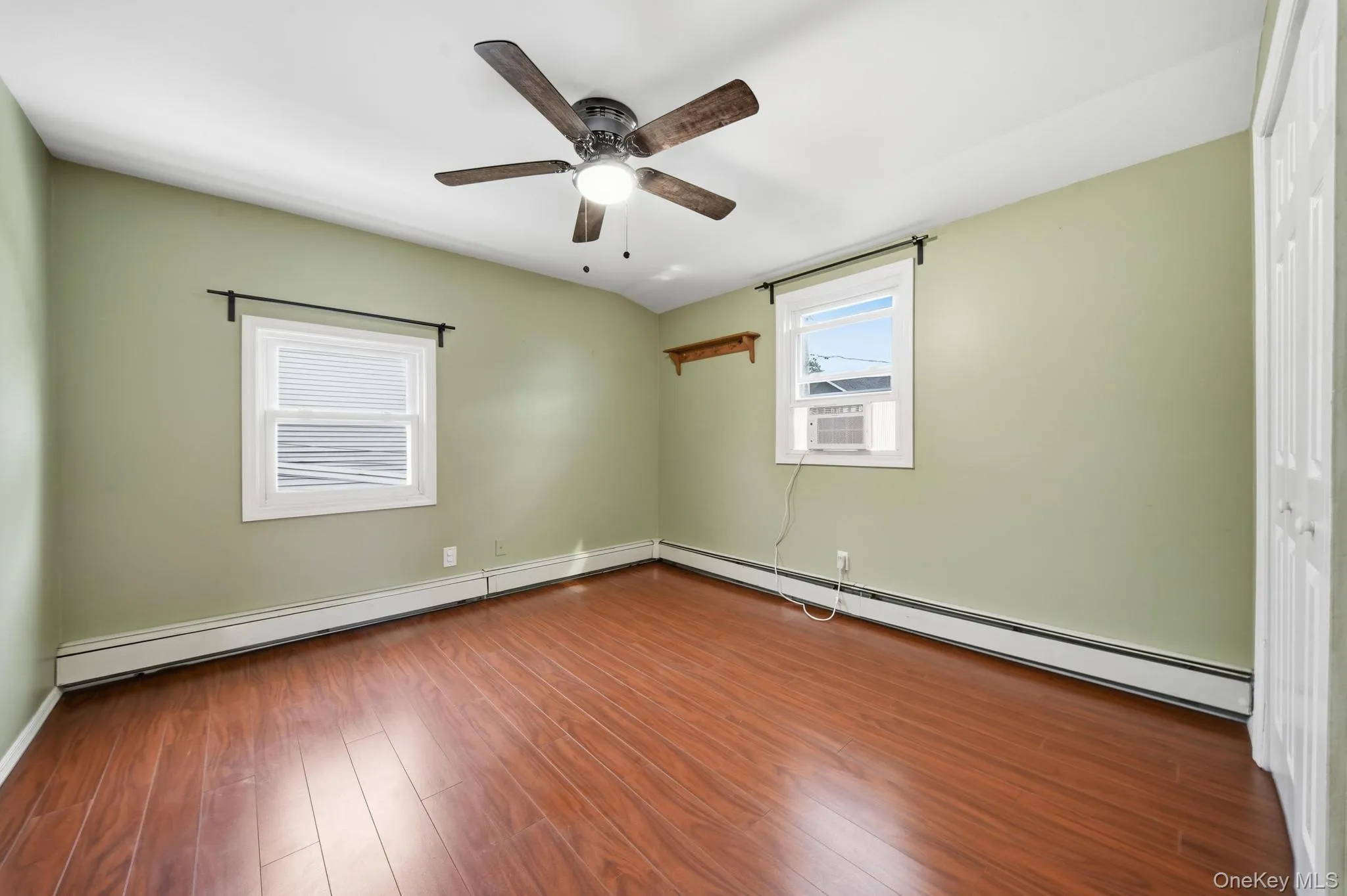 20 Needle Lane, Hempstead, NY, 4 Bedrooms Bedrooms, 9 Rooms Rooms,2 BathroomsBathrooms,Residential Lease,For Rent,Needle,0,1046575 20 Needle Lane, Hempstead, NY, 4 Bedrooms Bedrooms, 9 Rooms Rooms,2 BathroomsBathrooms,Residential Lease,For Rent,Needle,0,1046575