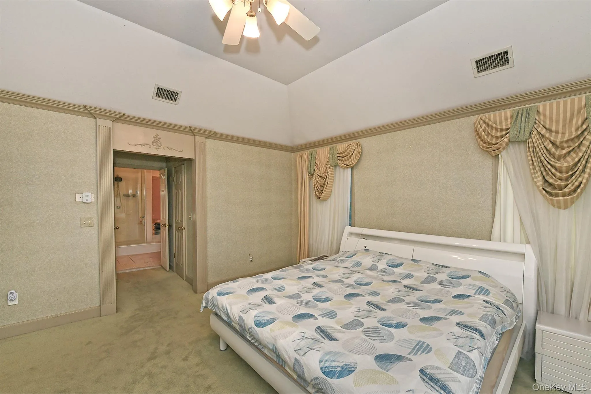7 Saw Mill Lane, Huntington, NY, 6 Bedrooms Bedrooms, 16 Rooms Rooms,6 BathroomsBathrooms,Residential,For Rent,Saw Mill,0,1046579 7 Saw Mill Lane, Huntington, NY, 6 Bedrooms Bedrooms, 16 Rooms Rooms,6 BathroomsBathrooms,Residential,For Rent,Saw Mill,0,1046579