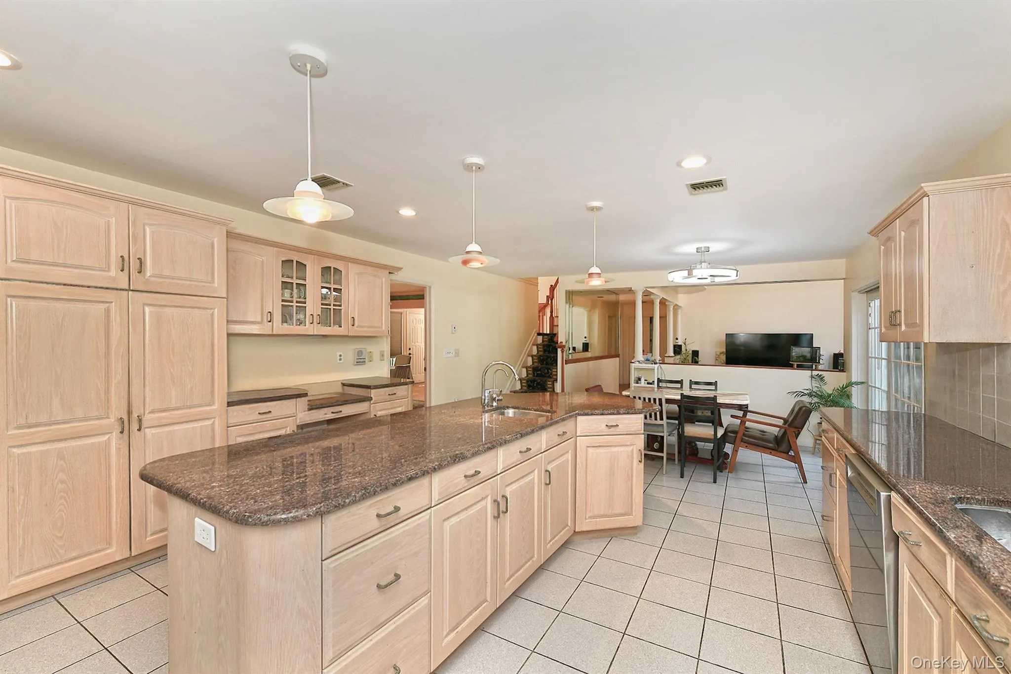 7 Saw Mill Lane, Huntington, NY, 6 Bedrooms Bedrooms, 16 Rooms Rooms,6 BathroomsBathrooms,Residential,For Rent,Saw Mill,0,1046579 7 Saw Mill Lane, Huntington, NY, 6 Bedrooms Bedrooms, 16 Rooms Rooms,6 BathroomsBathrooms,Residential,For Rent,Saw Mill,0,1046579