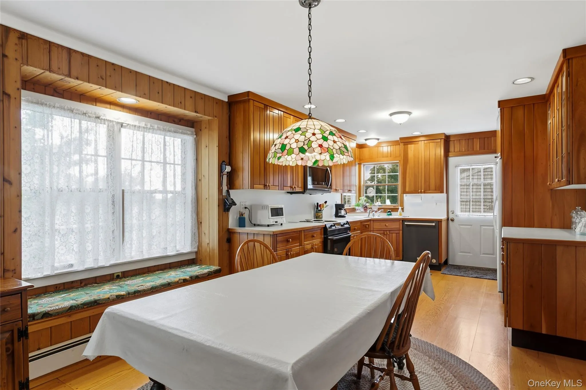 60 Livingston Avenue, Mount Pleasant, NY, 3 Bedrooms Bedrooms, 8 Rooms Rooms,2 BathroomsBathrooms,Residential,For Rent,Livingston,0,1046582 60 Livingston Avenue, Mount Pleasant, NY, 3 Bedrooms Bedrooms, 8 Rooms Rooms,2 BathroomsBathrooms,Residential,For Rent,Livingston,0,1046582