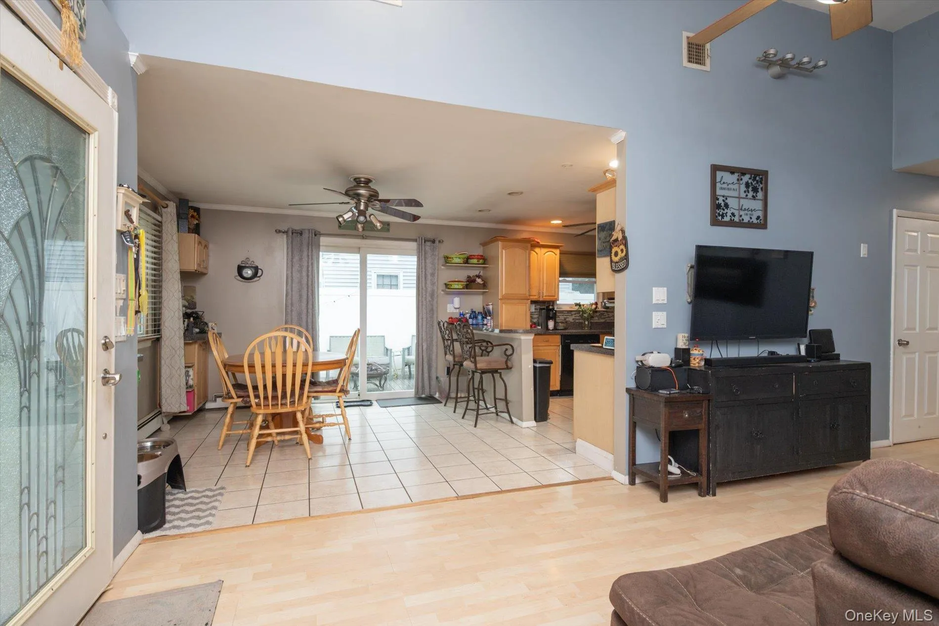 75 Westminster Drive, Brookhaven, NY, 3 Bedrooms Bedrooms, 7 Rooms Rooms,1 BathroomBathrooms,Residential,For Rent,Westminster,0,1046585 75 Westminster Drive, Brookhaven, NY, 3 Bedrooms Bedrooms, 7 Rooms Rooms,1 BathroomBathrooms,Residential,For Rent,Westminster,0,1046585