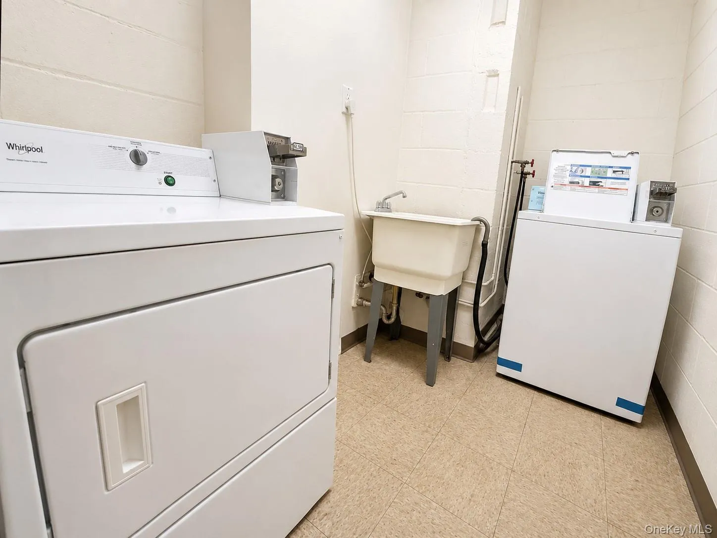 13935 35th Avenue, New York, NY, 1 Bedroom Bedrooms, 3 Rooms Rooms,1 BathroomBathrooms,Residential,For Rent,35th,0,1046592 13935 35th Avenue, New York, NY, 1 Bedroom Bedrooms, 3 Rooms Rooms,1 BathroomBathrooms,Residential,For Rent,35th,0,1046592