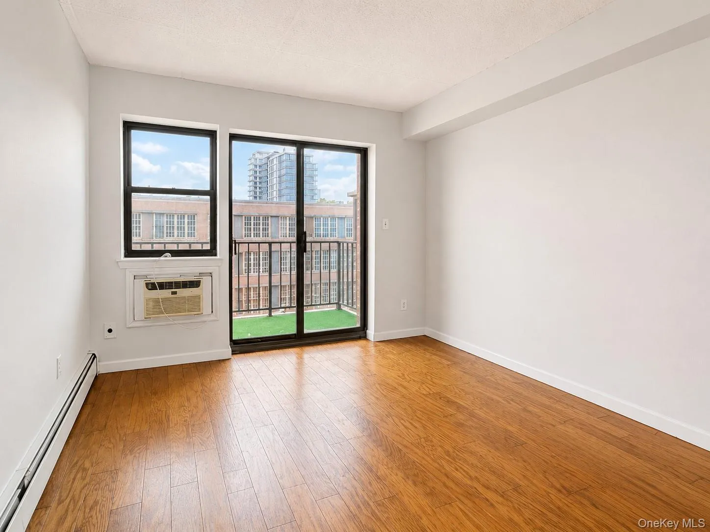 13935 35th Avenue, New York, NY, 1 Bedroom Bedrooms, 3 Rooms Rooms,1 BathroomBathrooms,Residential,For Rent,35th,0,1046592 13935 35th Avenue, New York, NY, 1 Bedroom Bedrooms, 3 Rooms Rooms,1 BathroomBathrooms,Residential,For Rent,35th,0,1046592