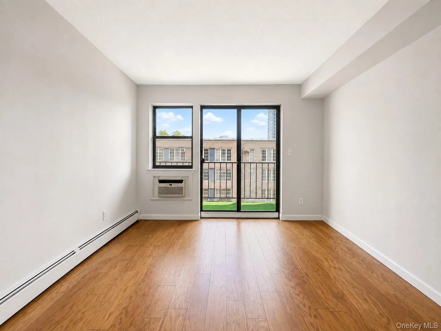 13935 35th Avenue, New York, NY, 1 Bedroom Bedrooms, 3 Rooms Rooms,1 BathroomBathrooms,Residential,For Rent,35th,0,1046592 13935 35th Avenue, New York, NY, 1 Bedroom Bedrooms, 3 Rooms Rooms,1 BathroomBathrooms,Residential,For Rent,35th,0,1046592