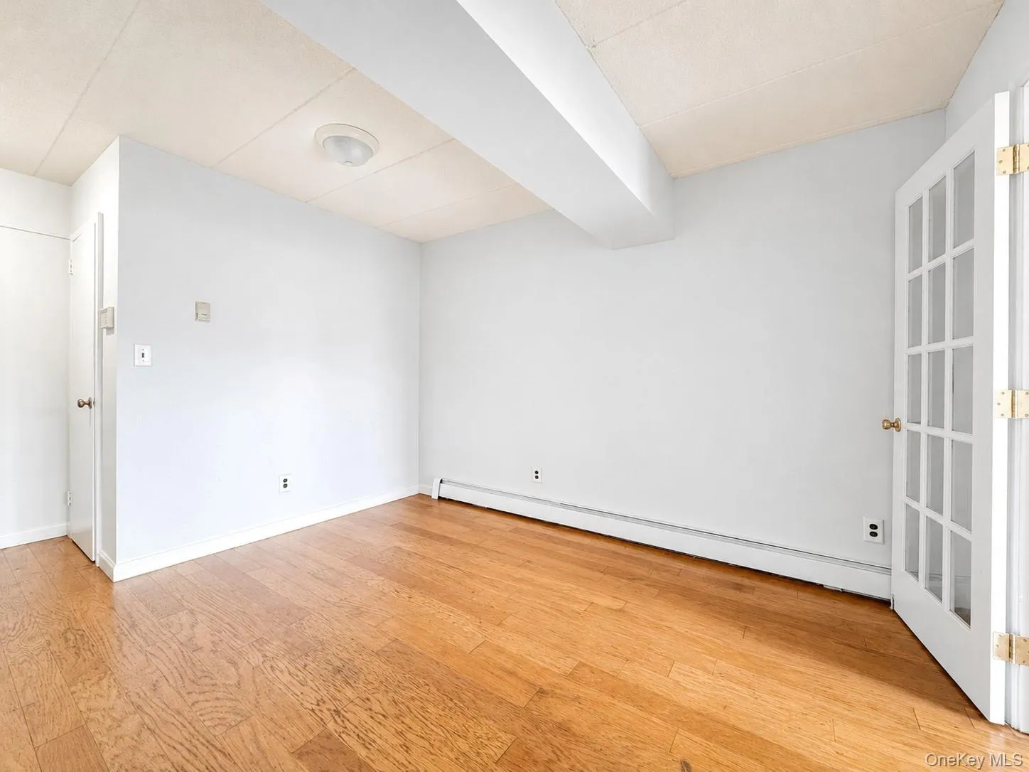 13935 35th Avenue, New York, NY, 1 Bedroom Bedrooms, 3 Rooms Rooms,1 BathroomBathrooms,Residential,For Rent,35th,0,1046592 13935 35th Avenue, New York, NY, 1 Bedroom Bedrooms, 3 Rooms Rooms,1 BathroomBathrooms,Residential,For Rent,35th,0,1046592