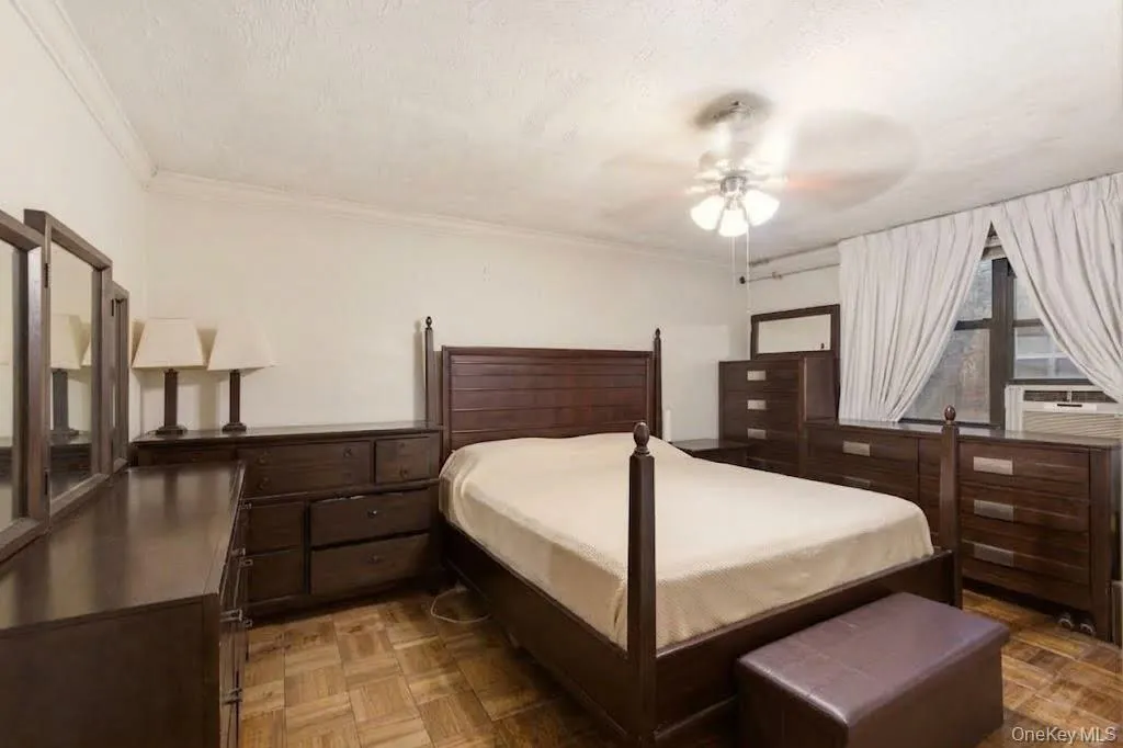 902 232nd Street, New York, NY, 5 Bedrooms Bedrooms, 9 Rooms Rooms,2 BathroomsBathrooms,Residential,For Rent,232nd,0,1046594 902 232nd Street, New York, NY, 5 Bedrooms Bedrooms, 9 Rooms Rooms,2 BathroomsBathrooms,Residential,For Rent,232nd,0,1046594