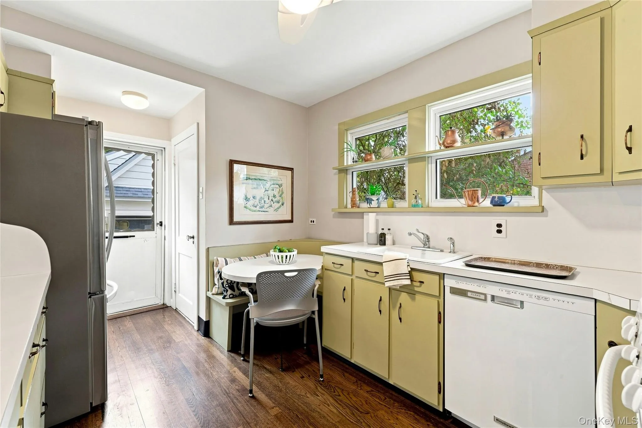 185 Crocus Avenue, Hempstead, NY, 3 Bedrooms Bedrooms, 8 Rooms Rooms,2 BathroomsBathrooms,Residential,For Rent,Crocus,0,1046596 185 Crocus Avenue, Hempstead, NY, 3 Bedrooms Bedrooms, 8 Rooms Rooms,2 BathroomsBathrooms,Residential,For Rent,Crocus,0,1046596